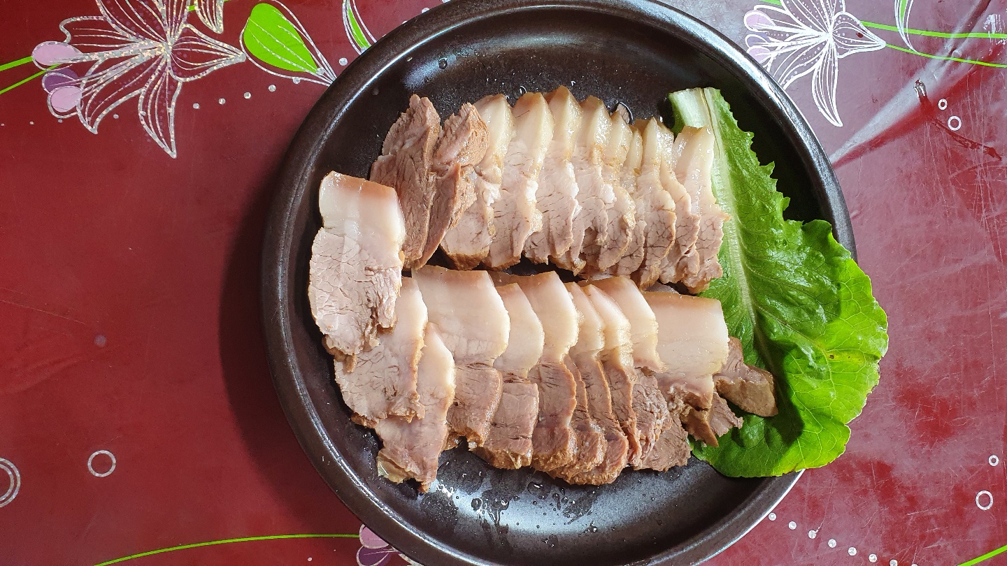 용둔막국수 대표 이미지 - 맛있는 막국수와 감자전