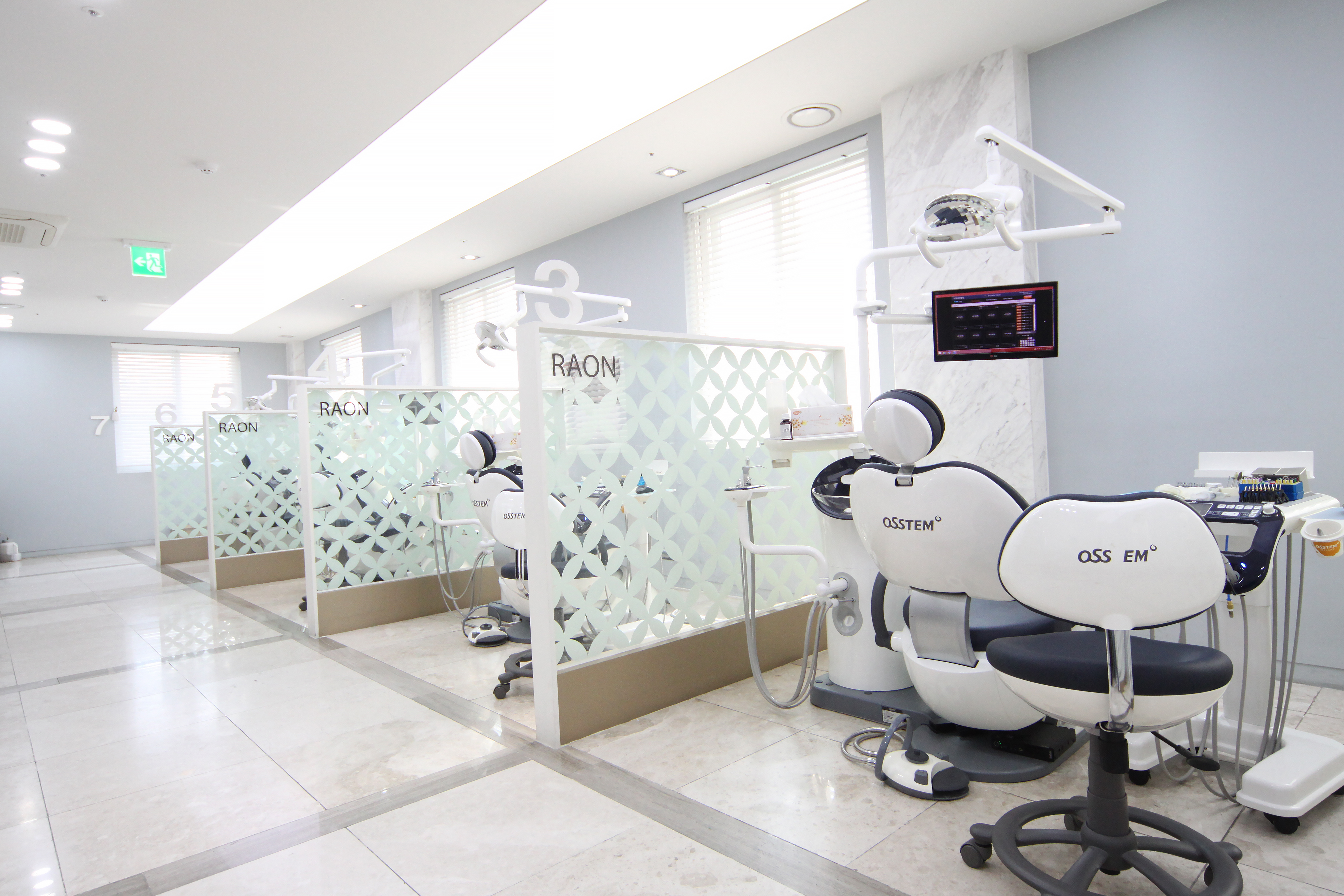 라온치과병원 대표 이미지