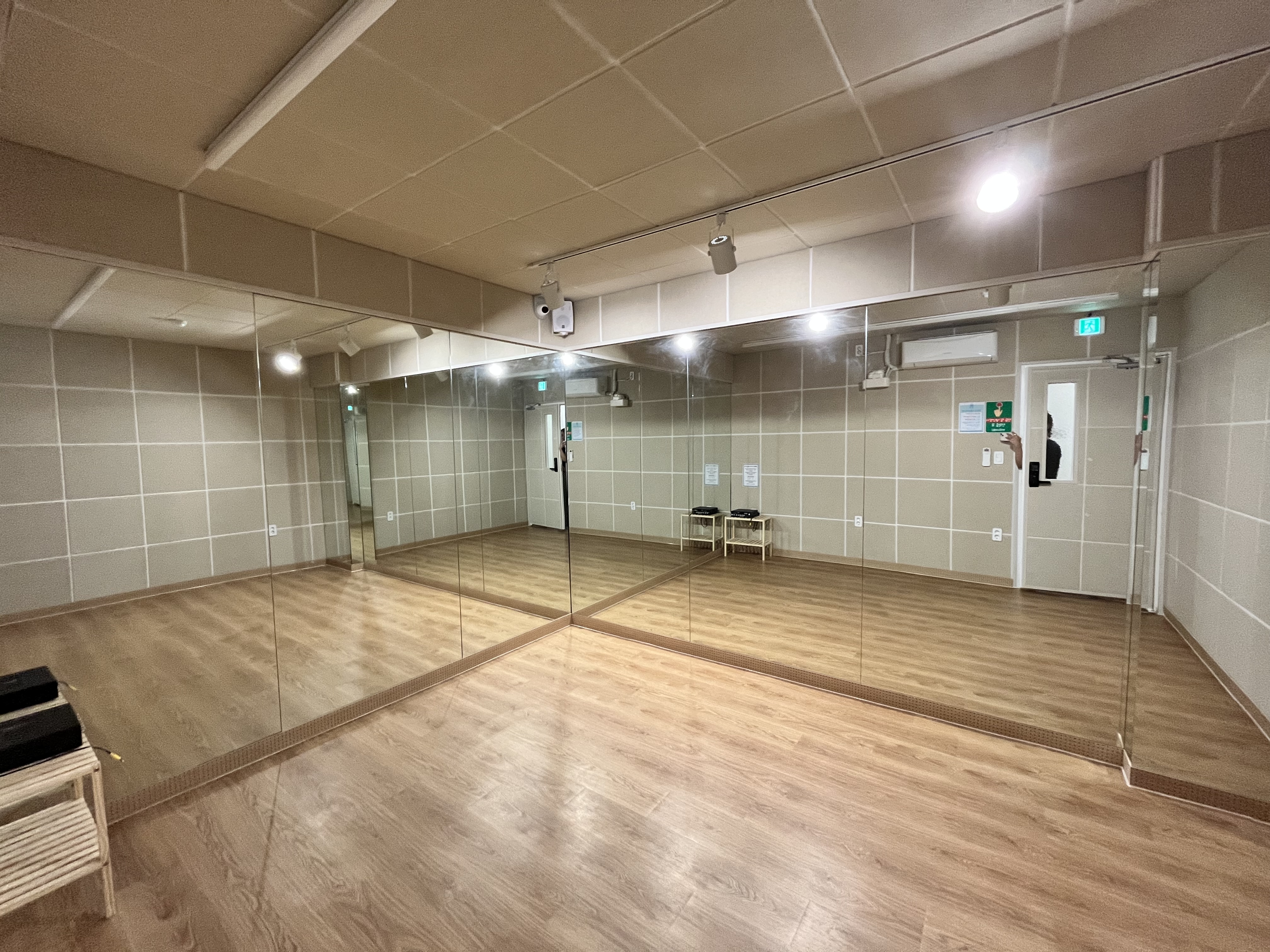 1번째 스튜디오 사진