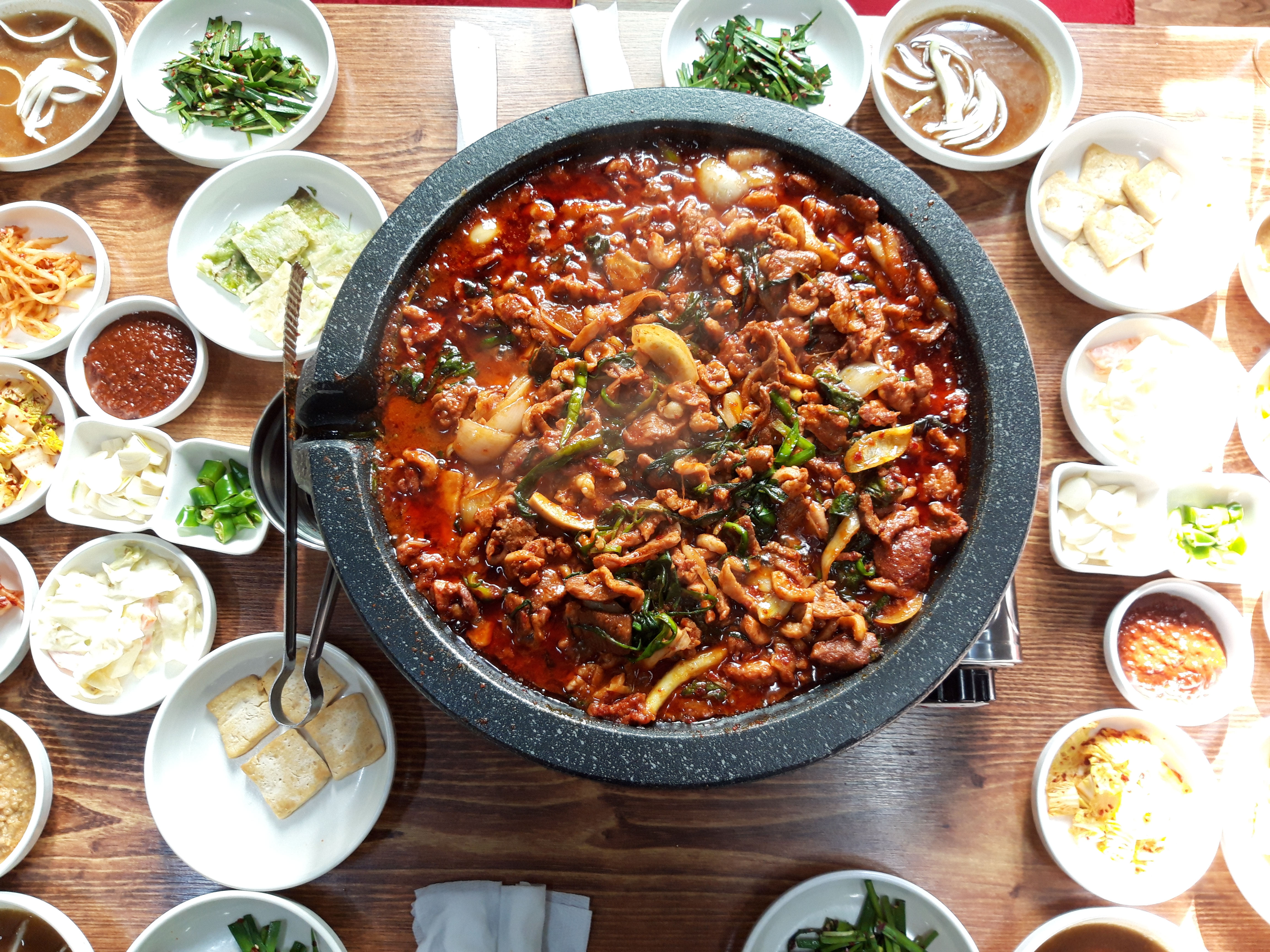 강변식당