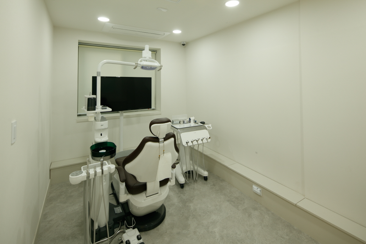 오늘안치과의원 대표 이미지