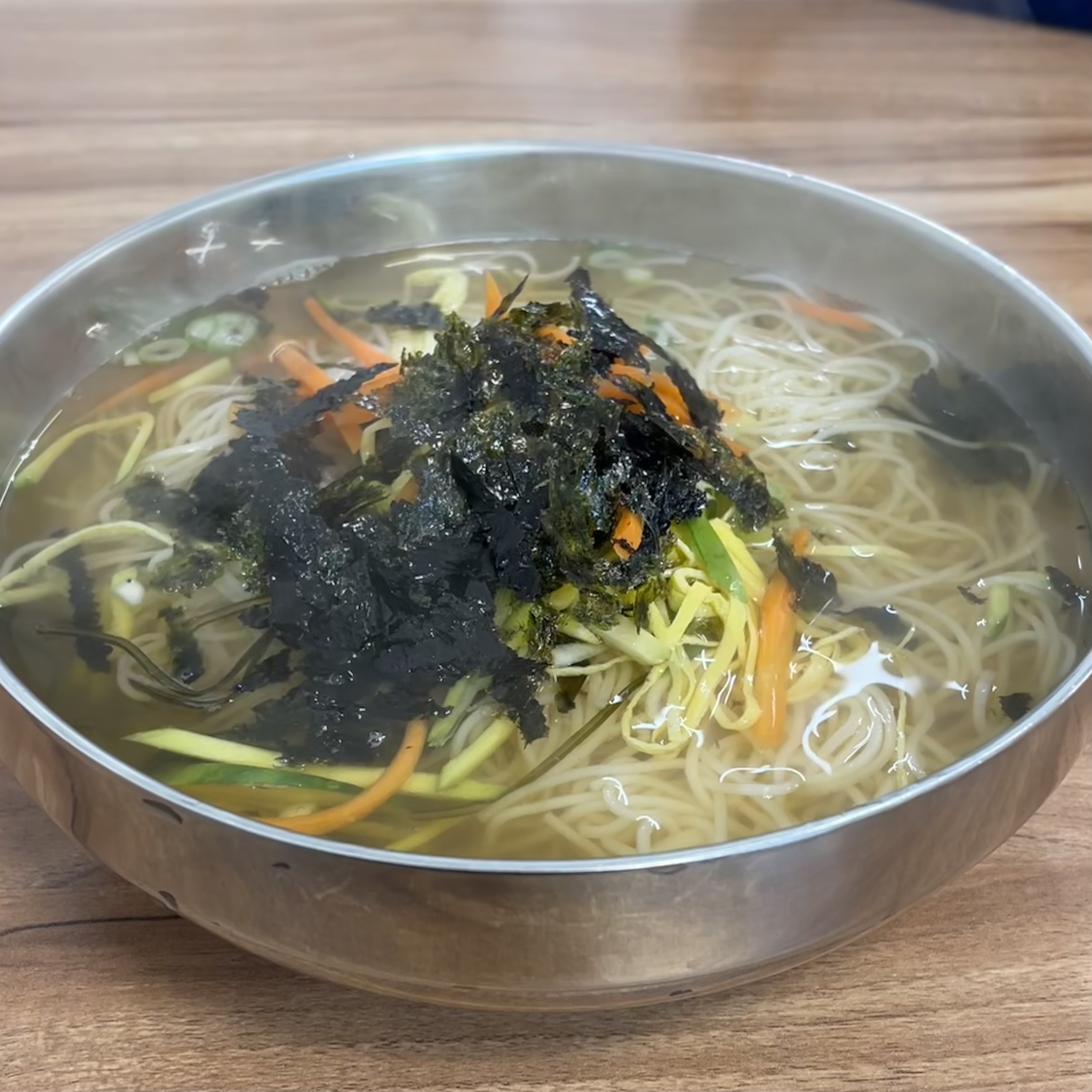 중동잔치국수