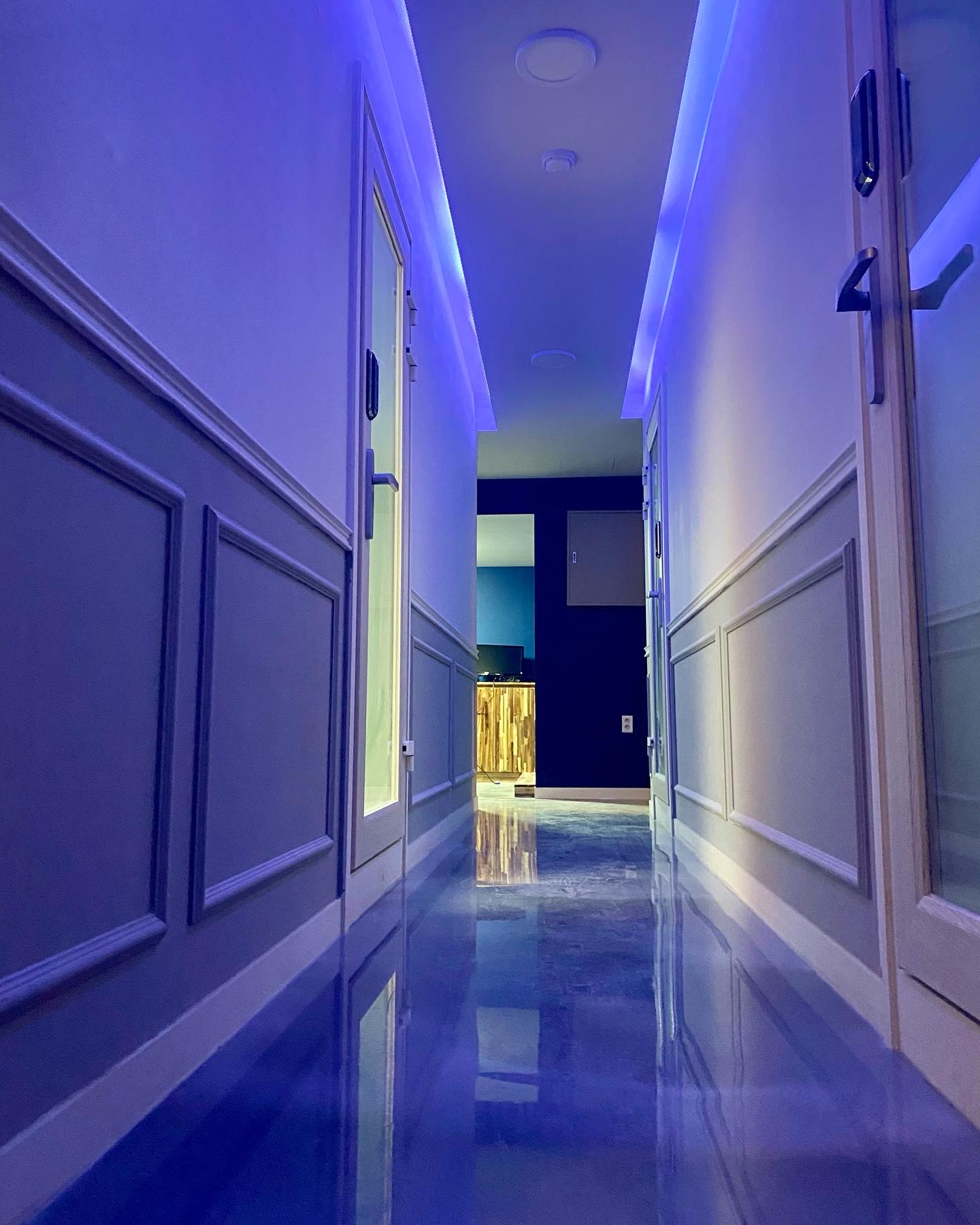 2번째 스튜디오 사진