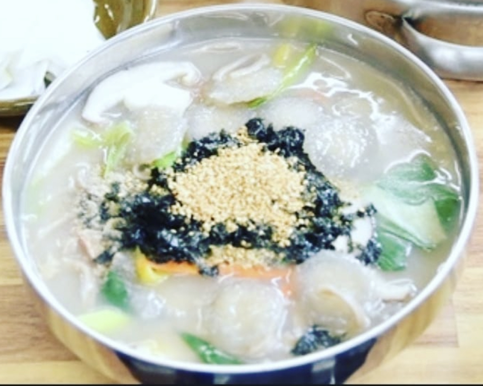 강릉해변메밀막국수 평택점