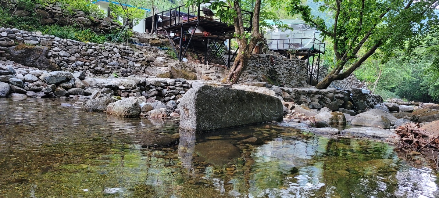 만산동계곡펜션