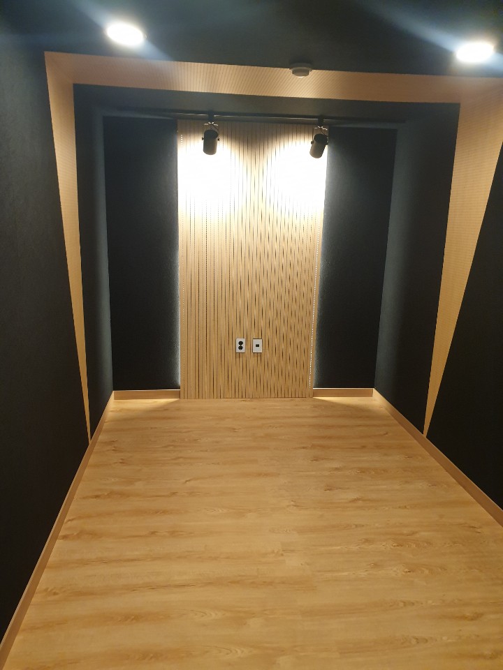 1번째 스튜디오 사진