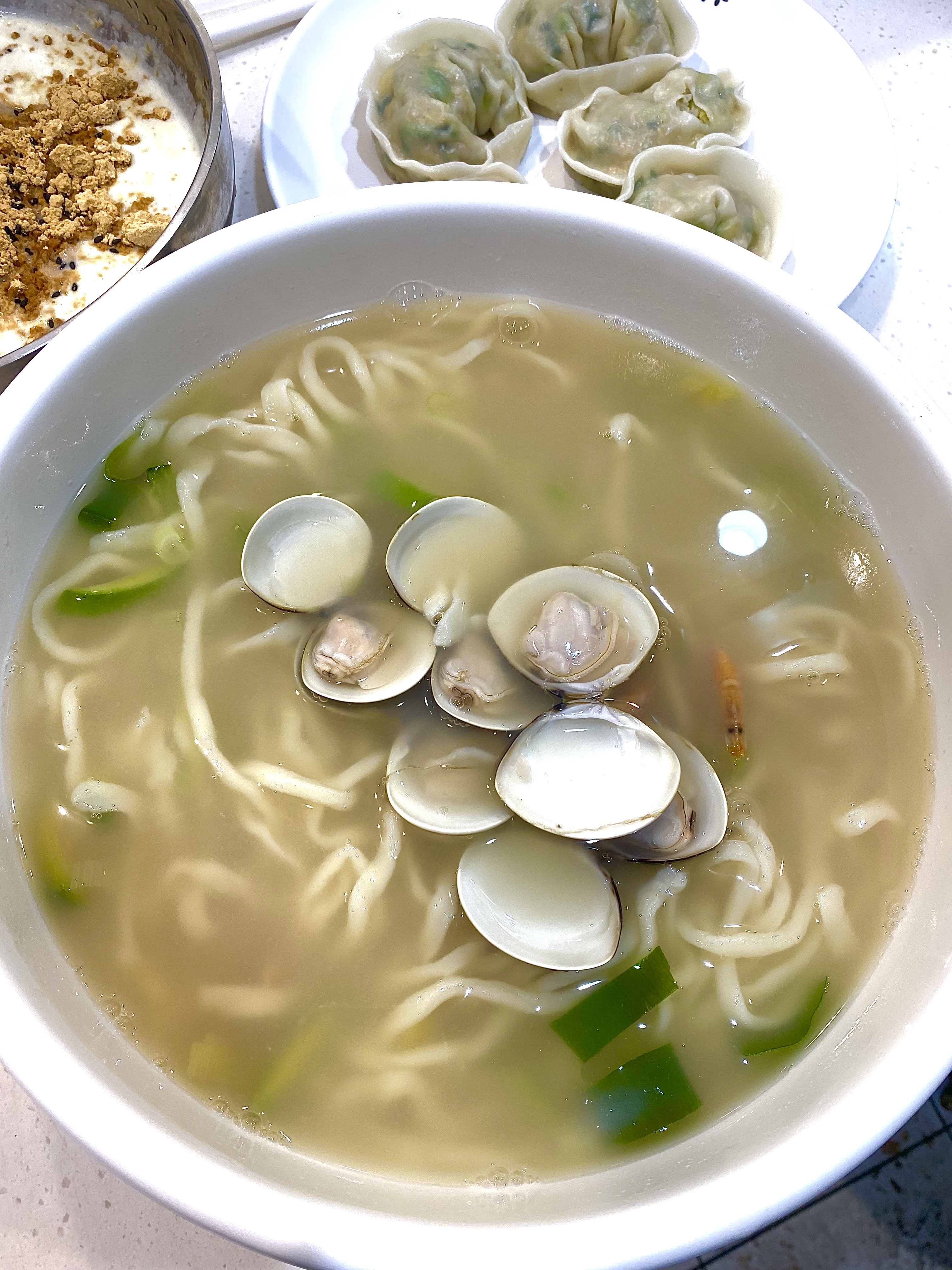 양만휘해물생합칼국수 본점