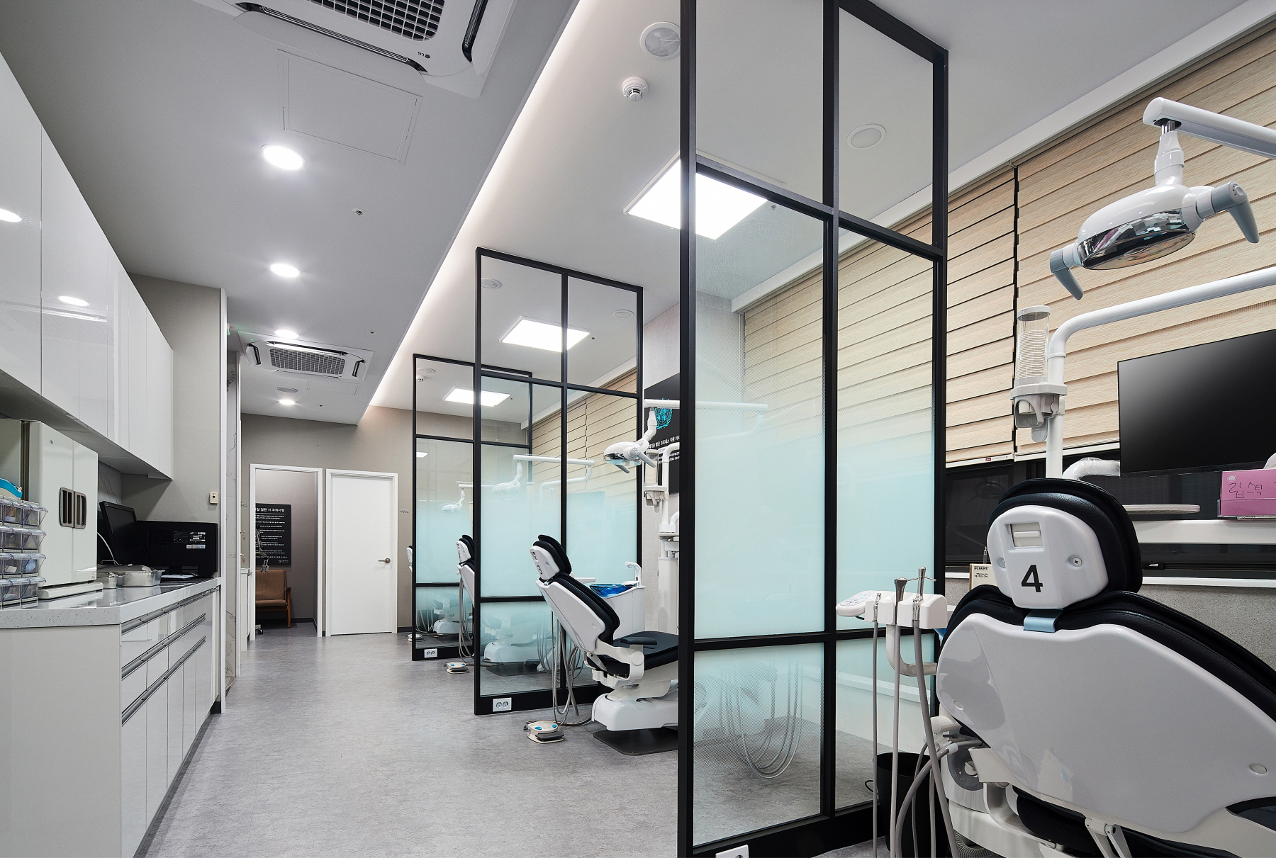 신플란트치과의원 안양 대표 이미지