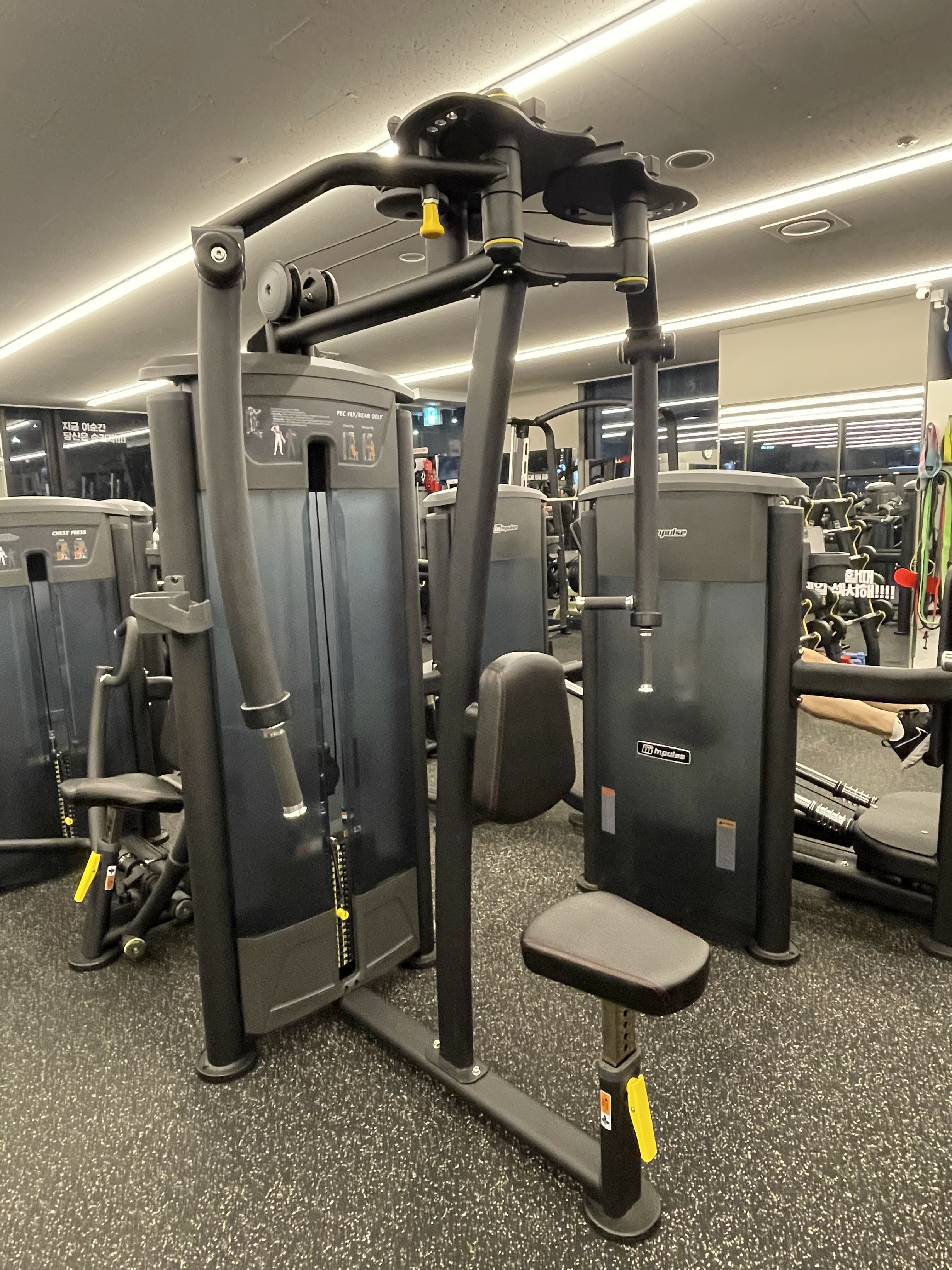 ๊ตฟ๋ชจ๋ํฌ์คํด๋ฝ ๋ํ ์ด๋ฏธ์ง