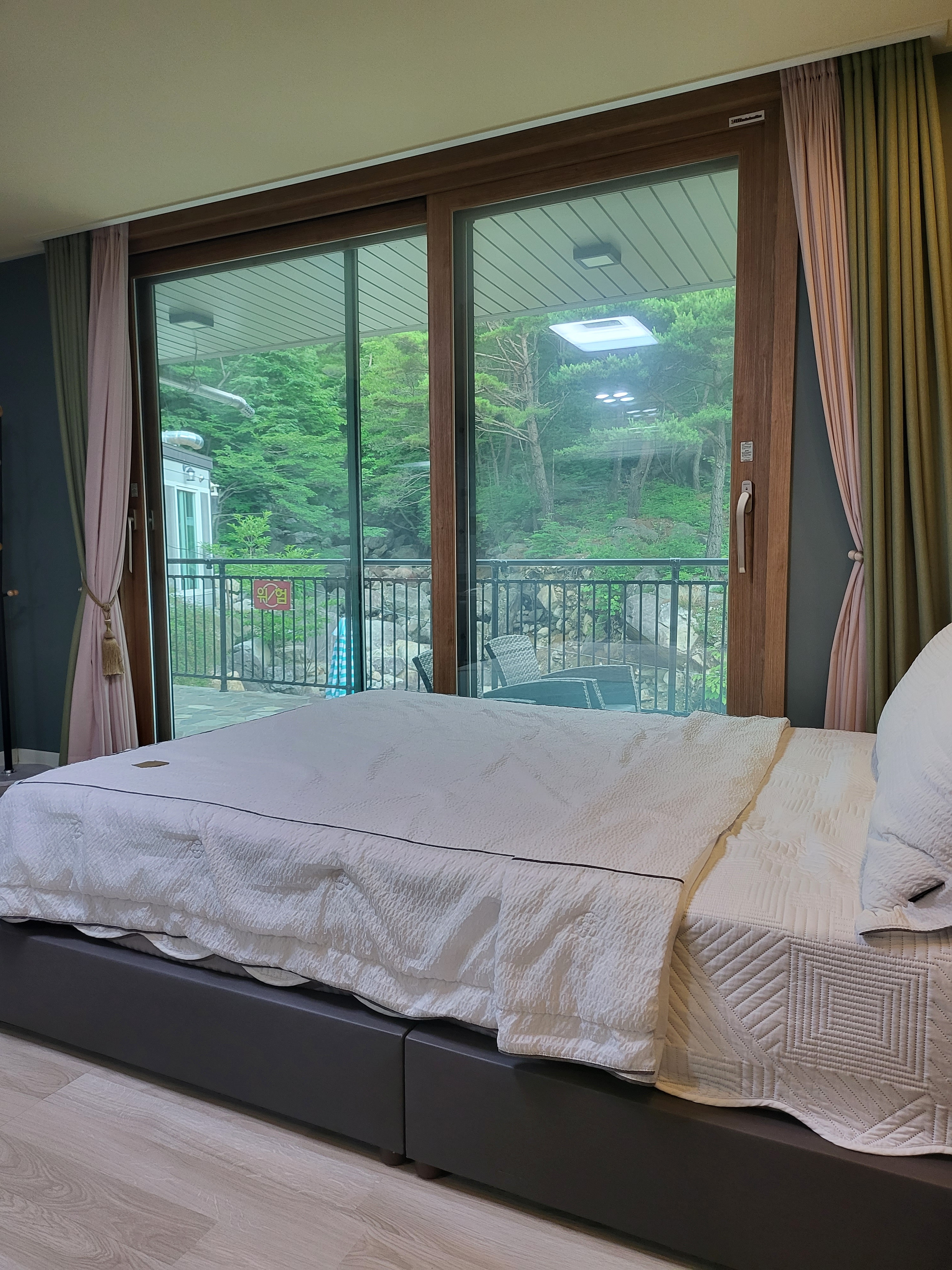 지리산소담펜션