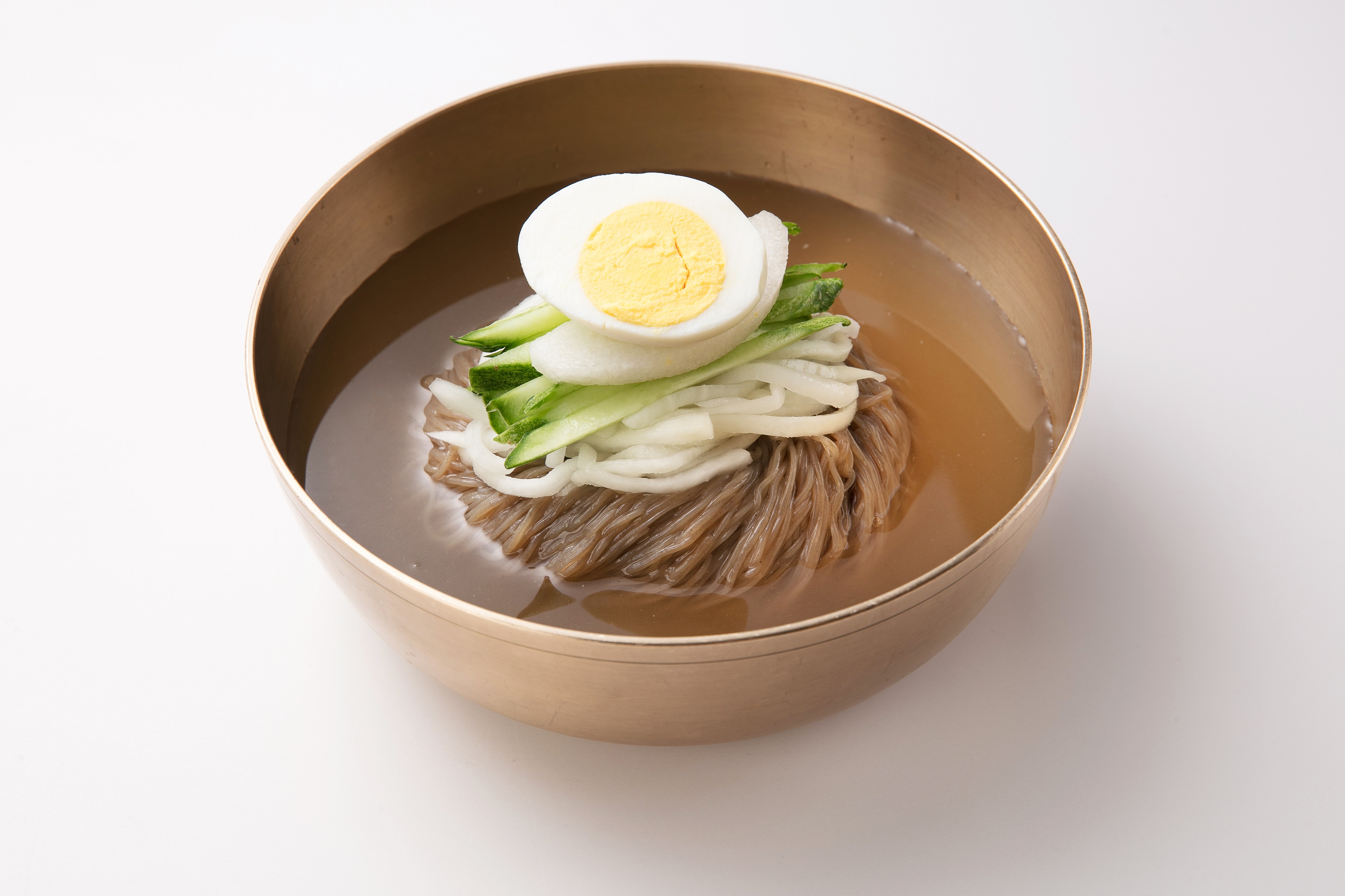물냉면