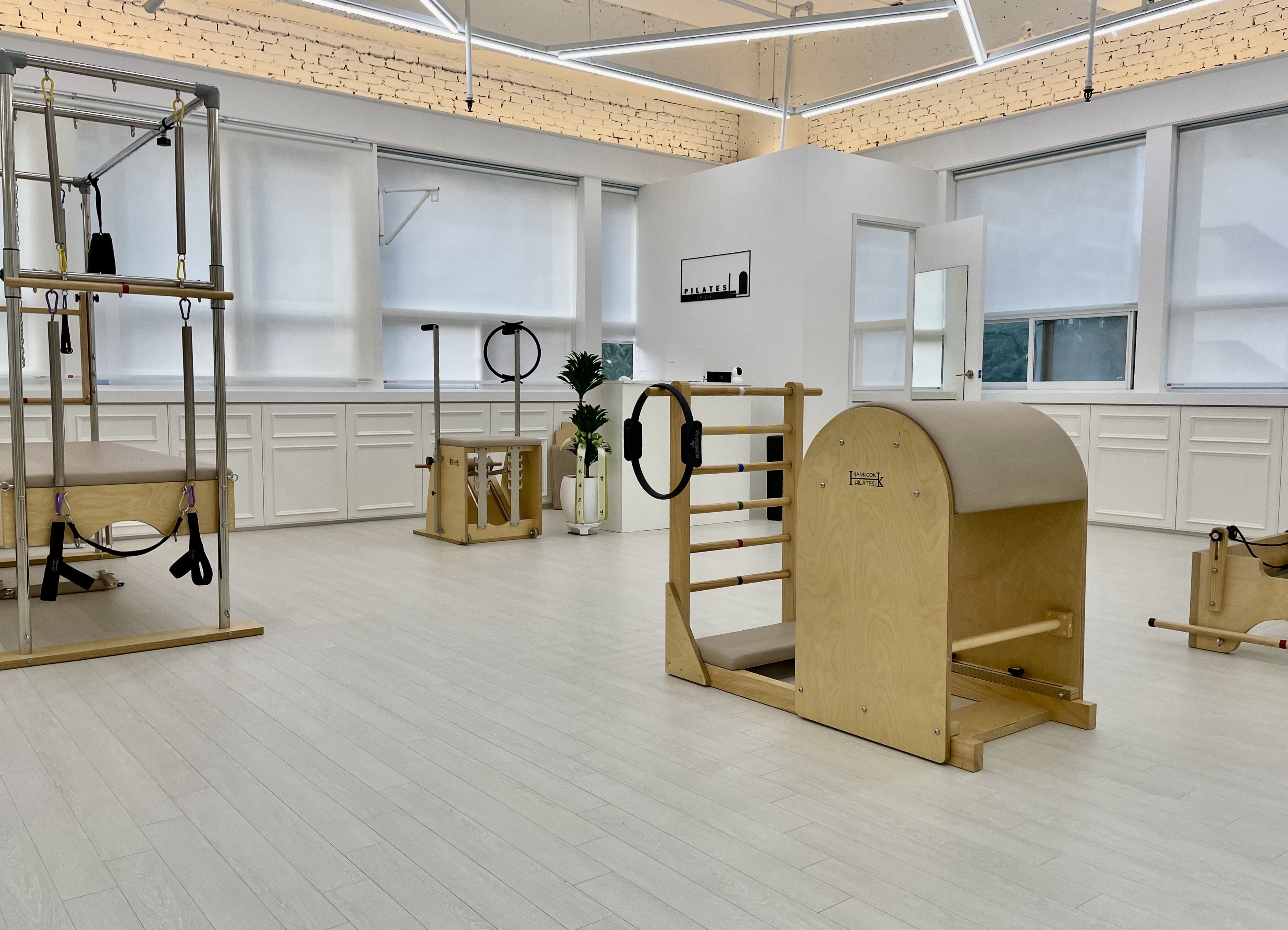 유니크필라테스 대표 이미지