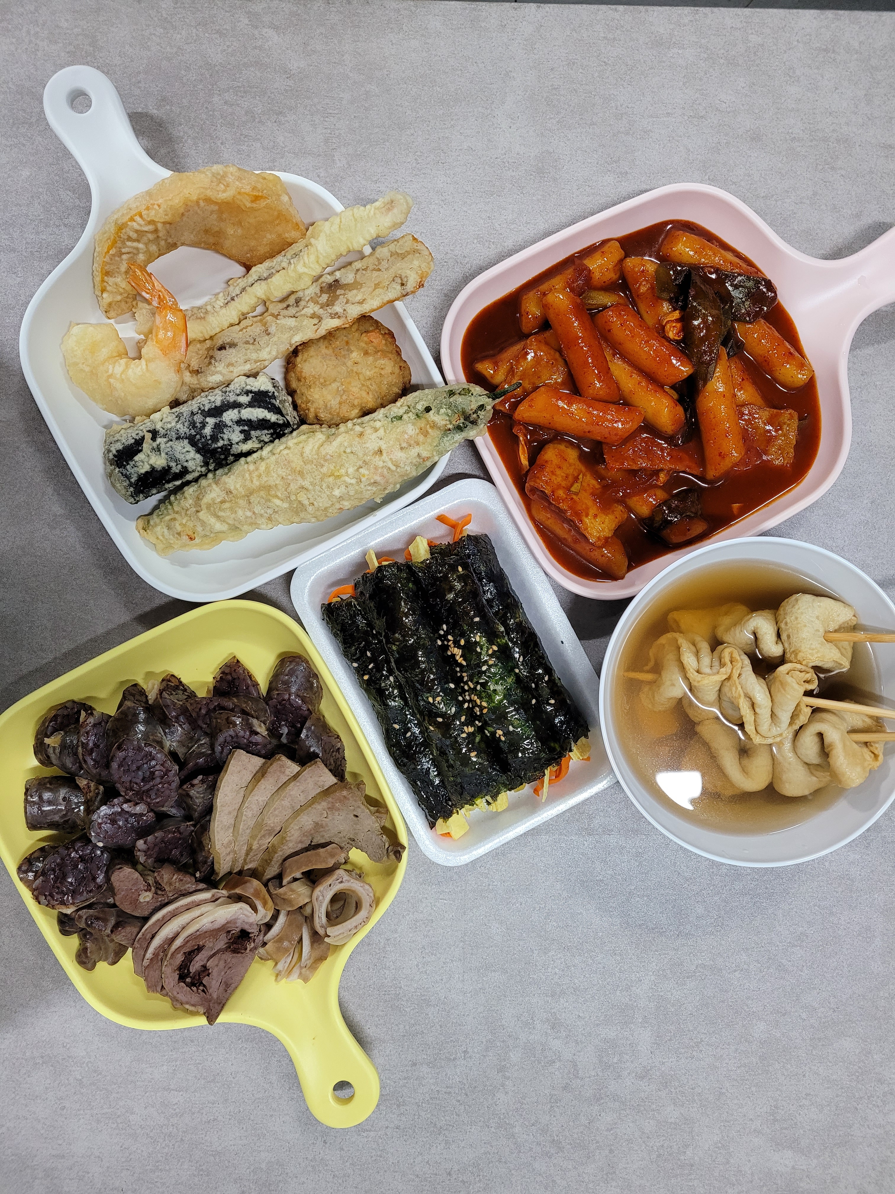 엄마찬스분식 유성점