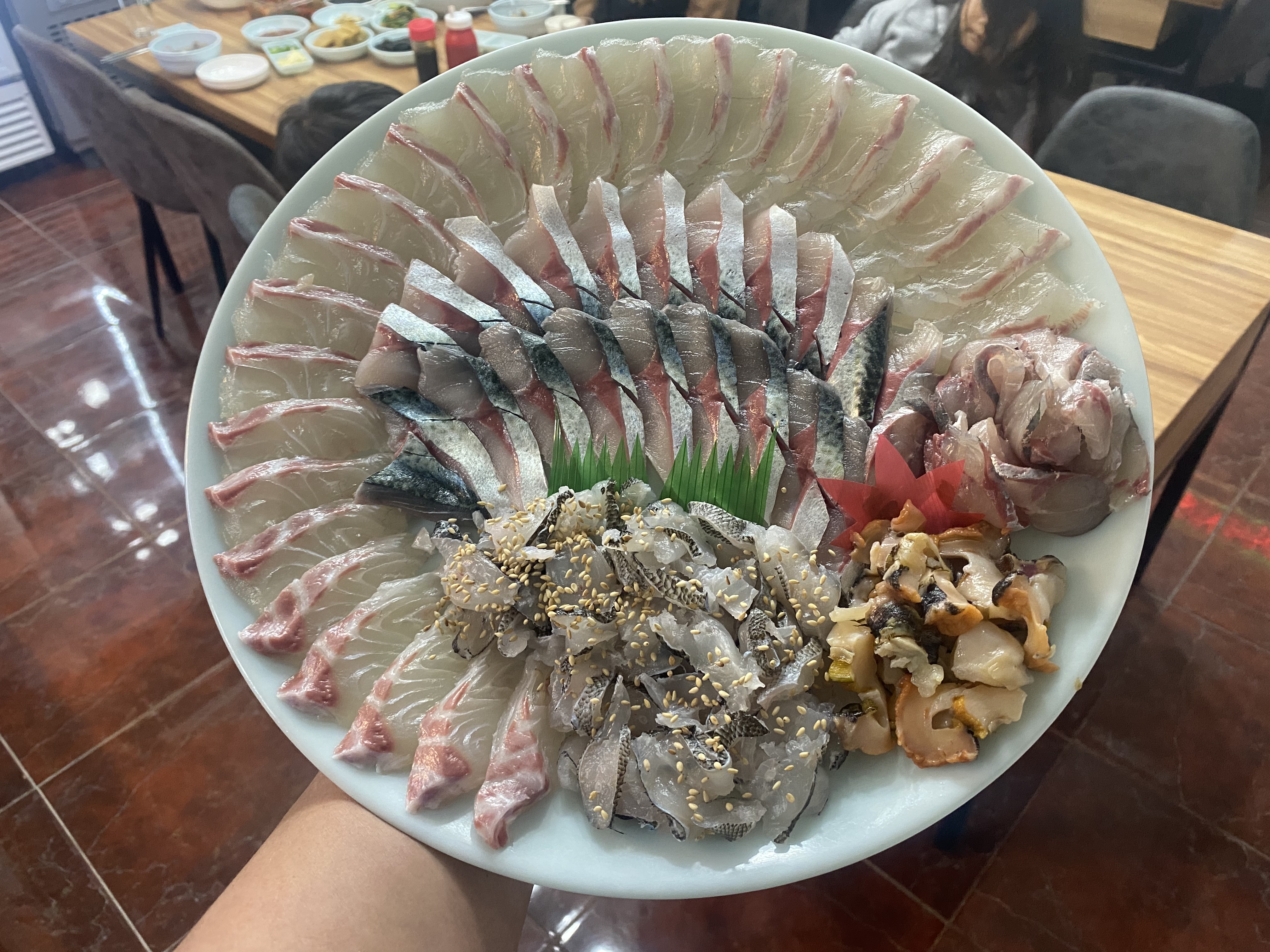 유서방 회 떠가시다
