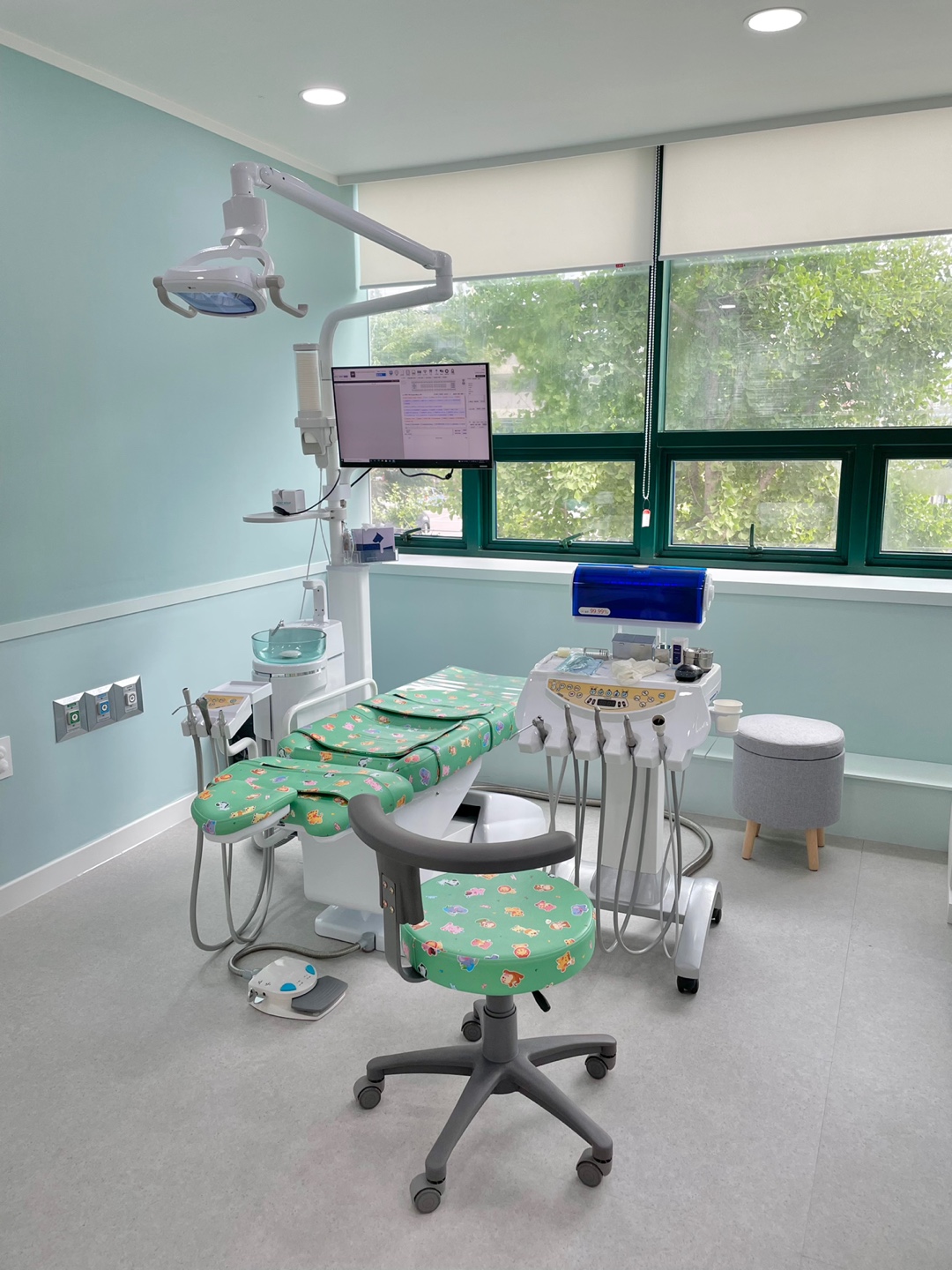 가까운우리치과의원 대표 이미지