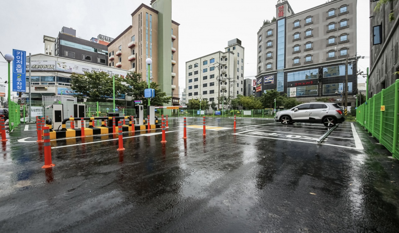 카이저 호텔 2주차장