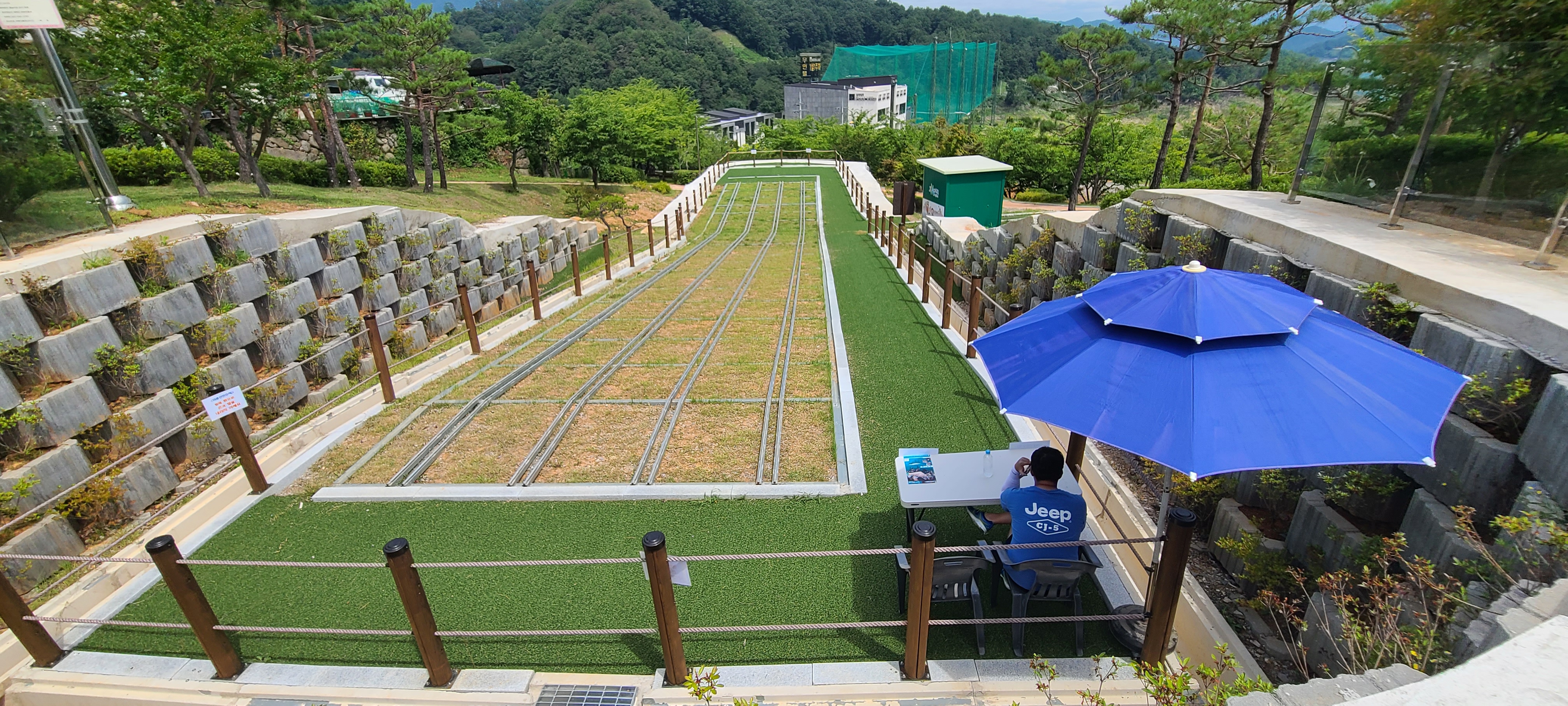 황매산 문워크 카라반 펜션 캠핑