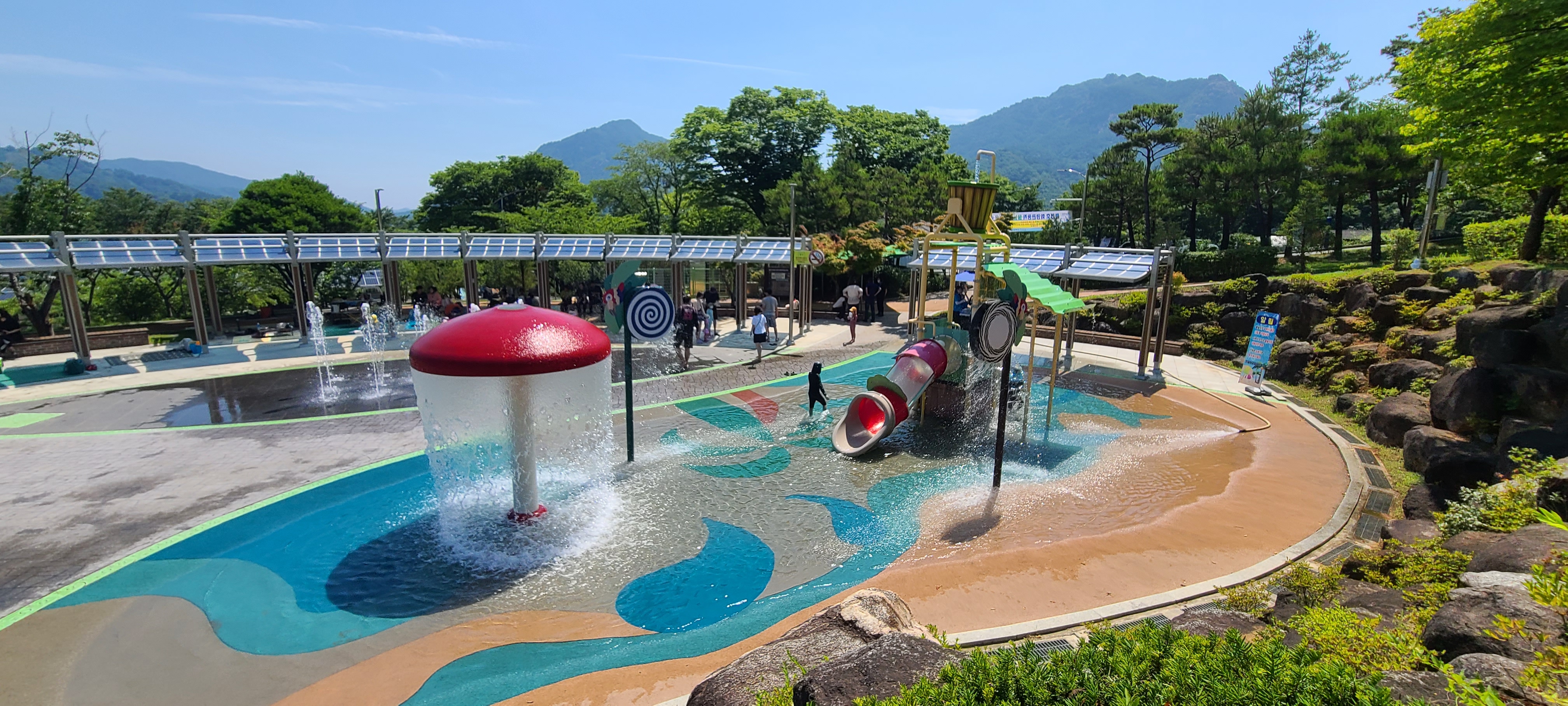 황매산 문워크 카라반 펜션 캠핑