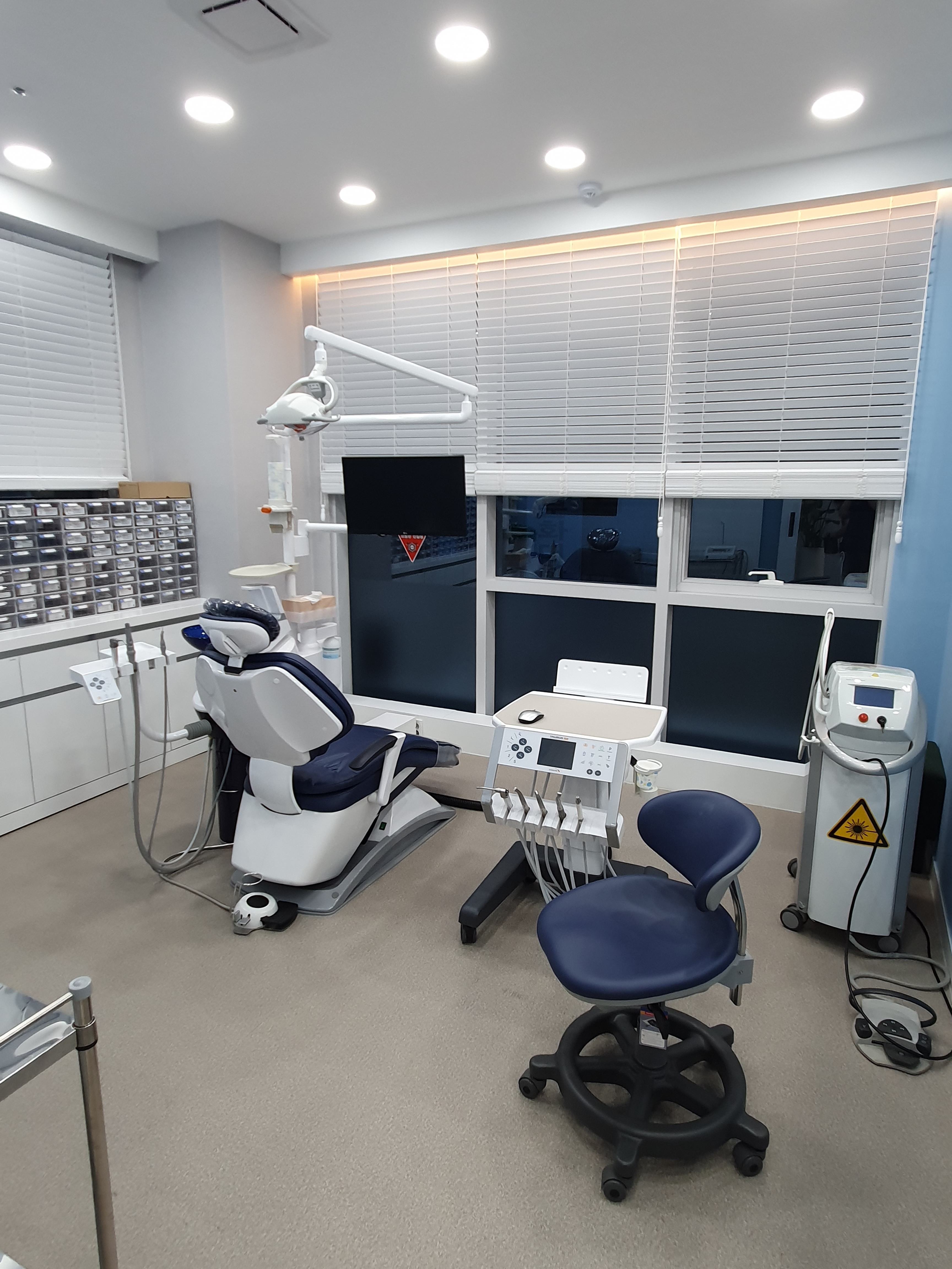 금남플란트치과의원 대표 이미지