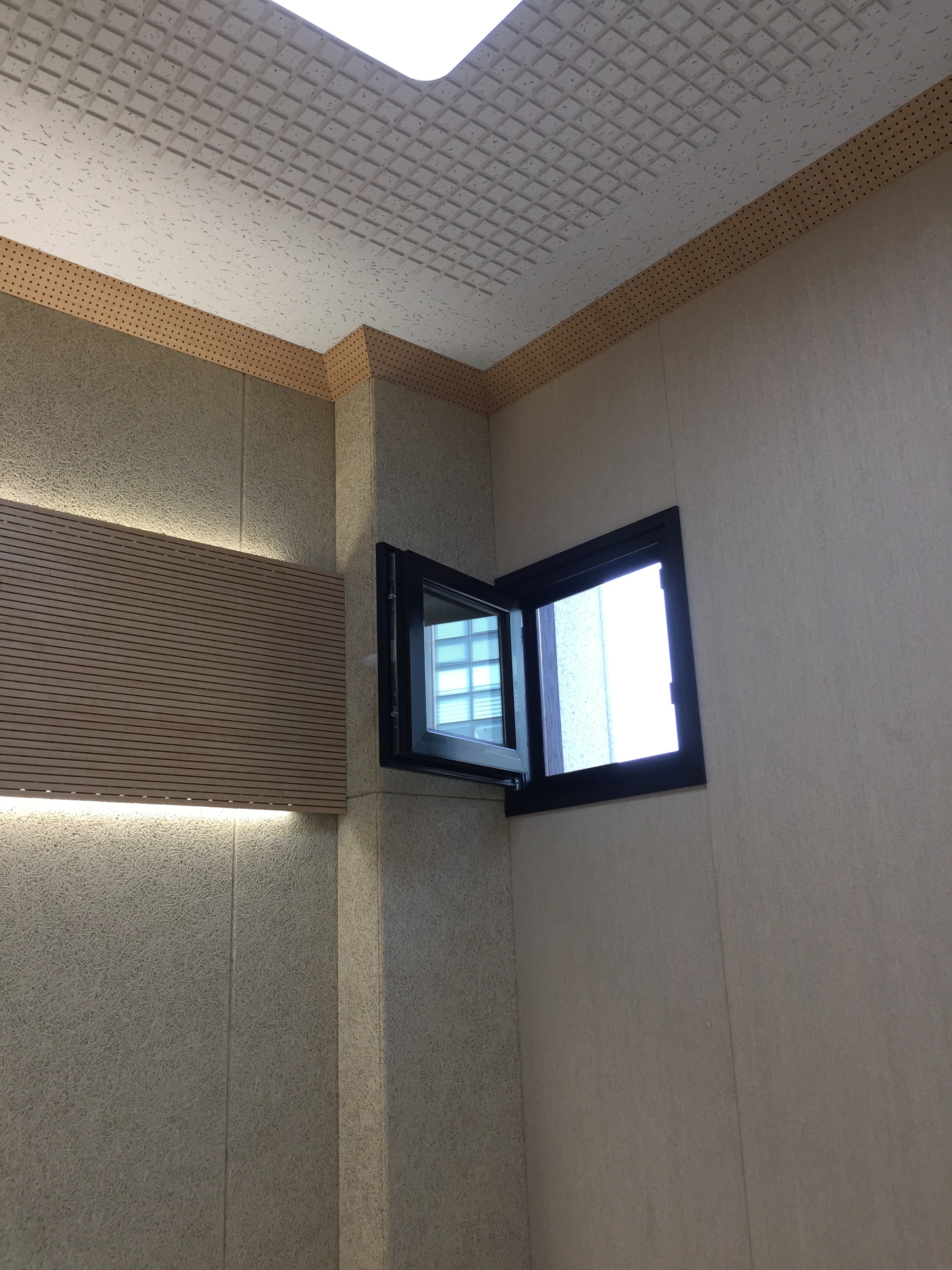 3번째 스튜디오 사진