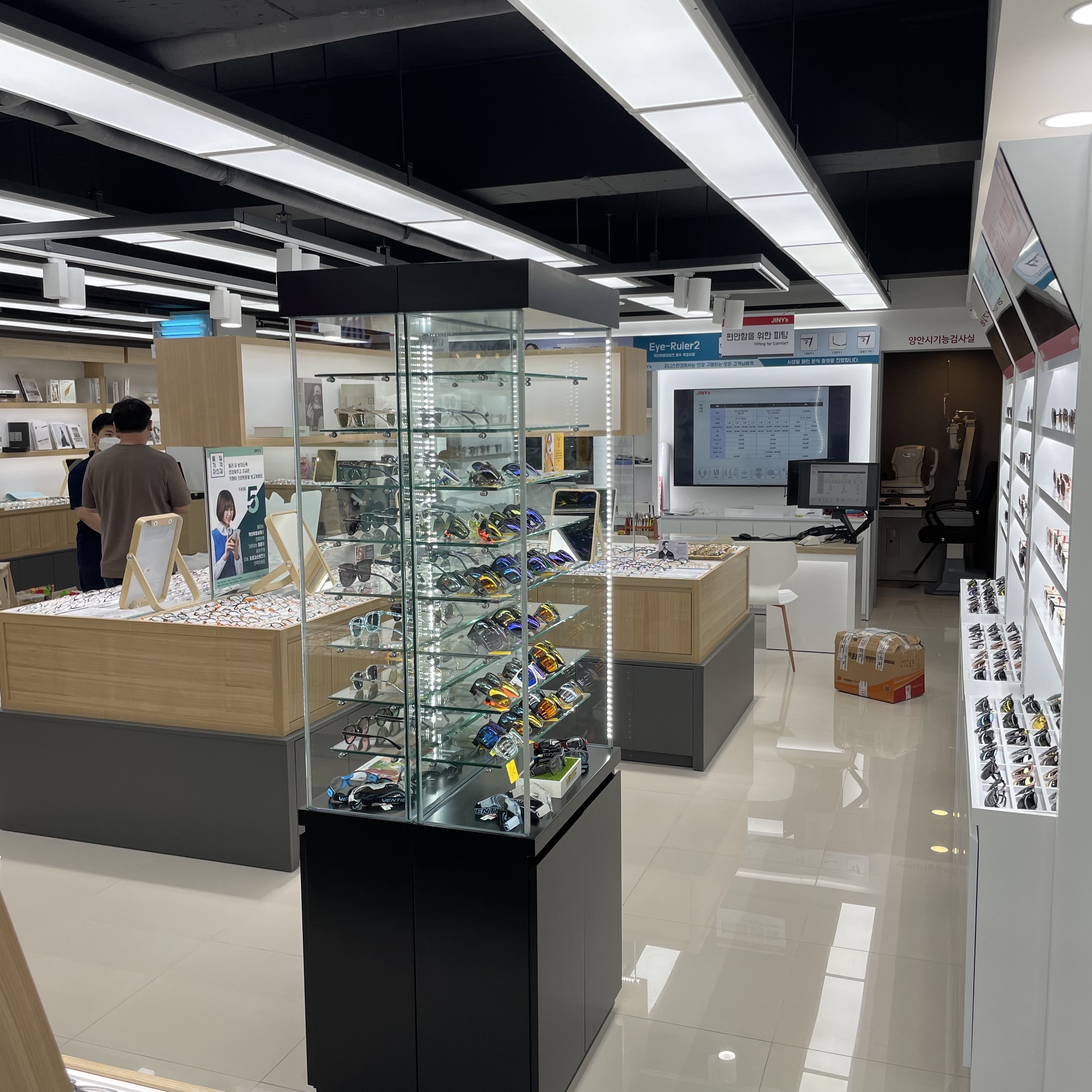 지니스안경 부산만덕굿모닝힐점 대표 이미지
