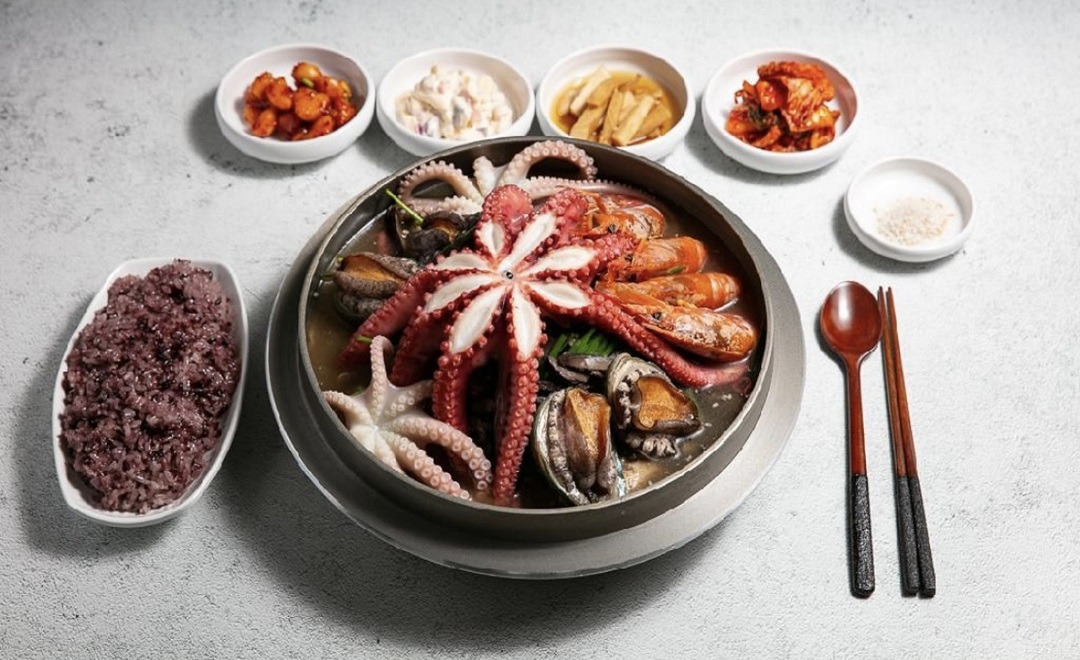 기와집 능이백숙삼계탕 본점 사진 2