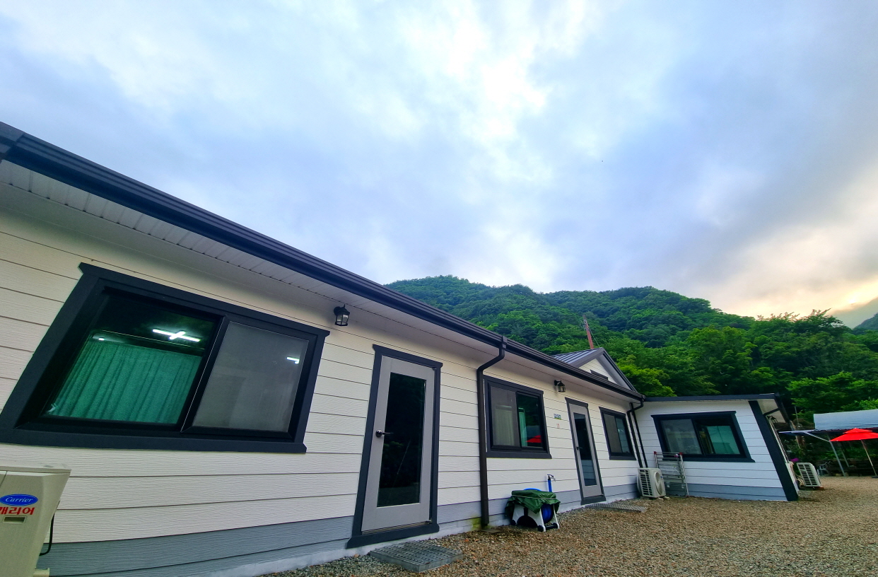 지리산자연애펜션