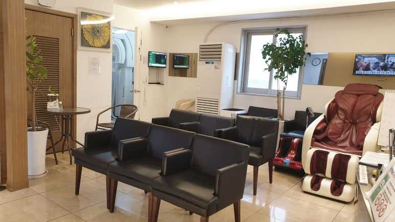 유앤아이아덴스치과 대표 이미지