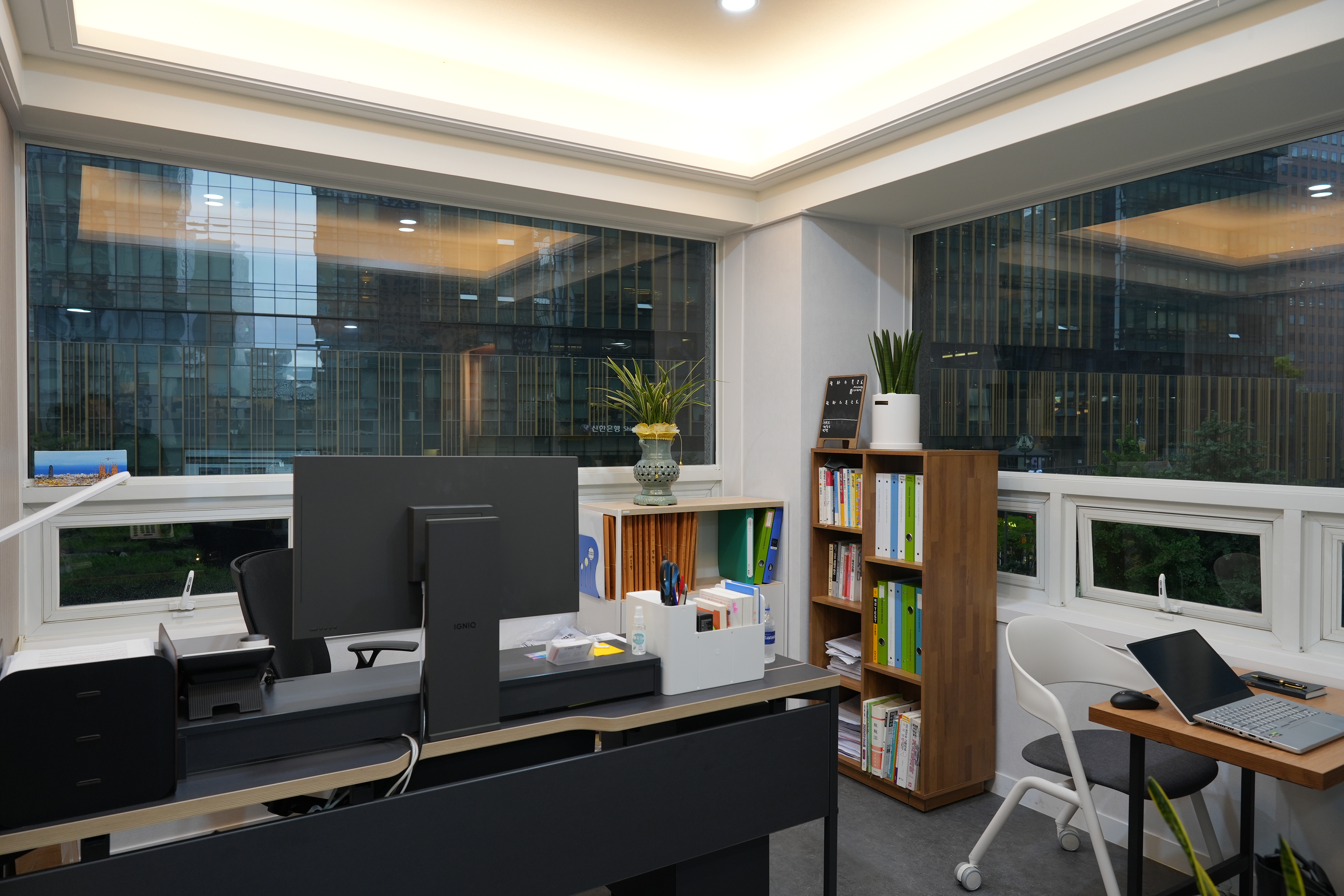 법무법인 내일파트너스 대표 이미지