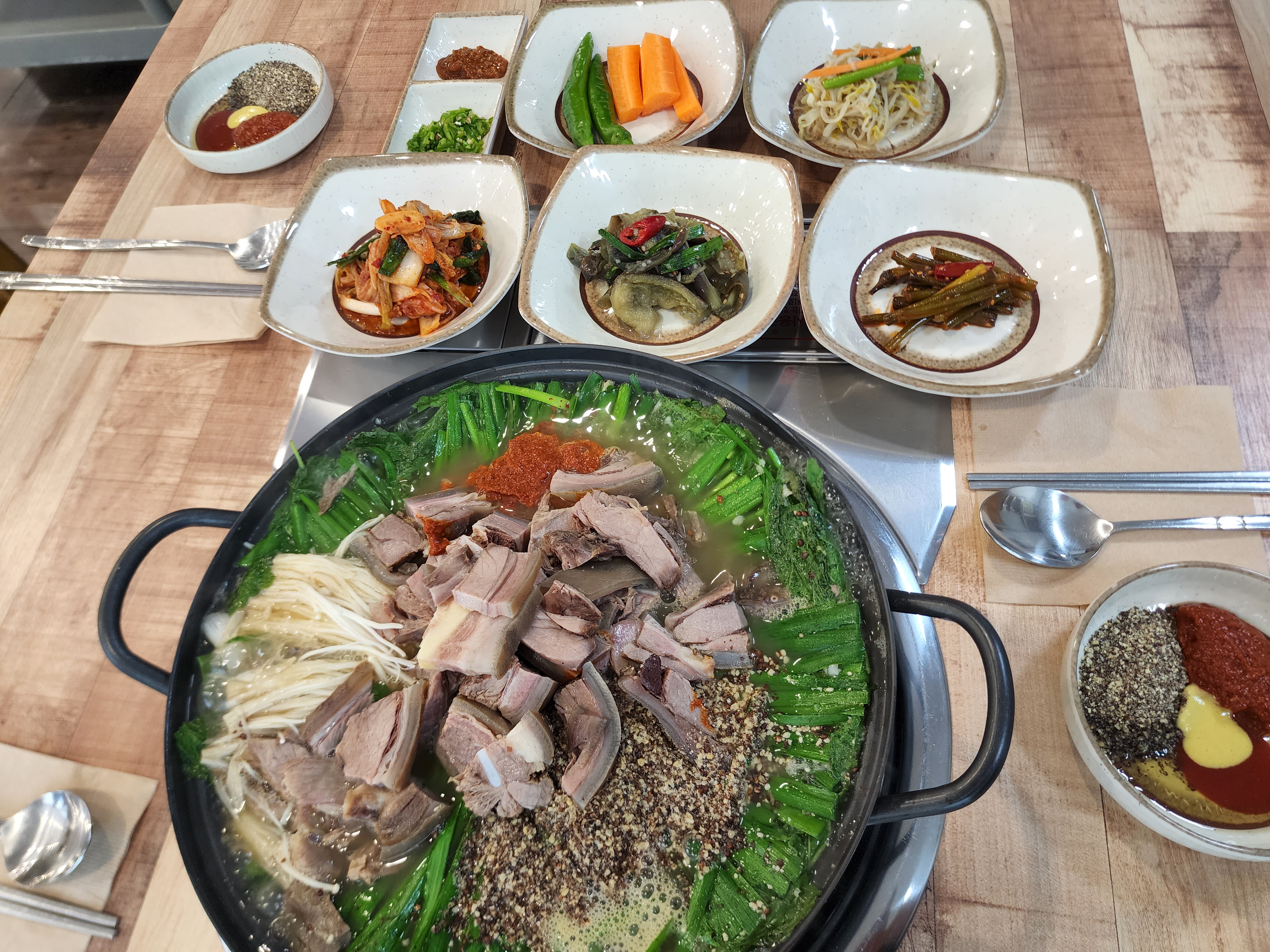 가막골흑염소요리전문점 반려동물 동반 애견카페