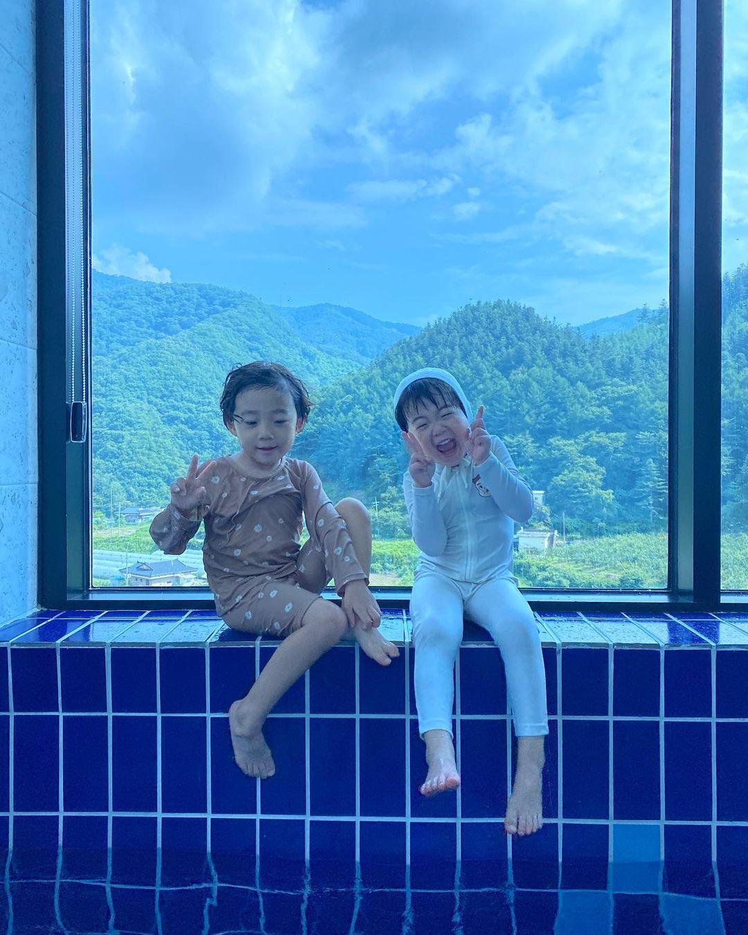 뚜르키즈풀빌라
