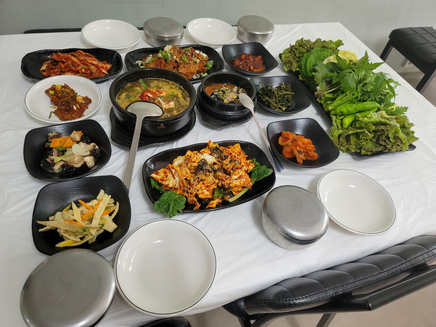 시골우렁쌈밥집