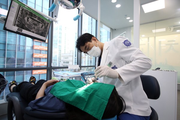 아나플란트치과의원 대표 이미지