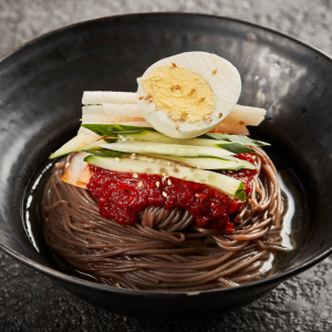 비빔냉면