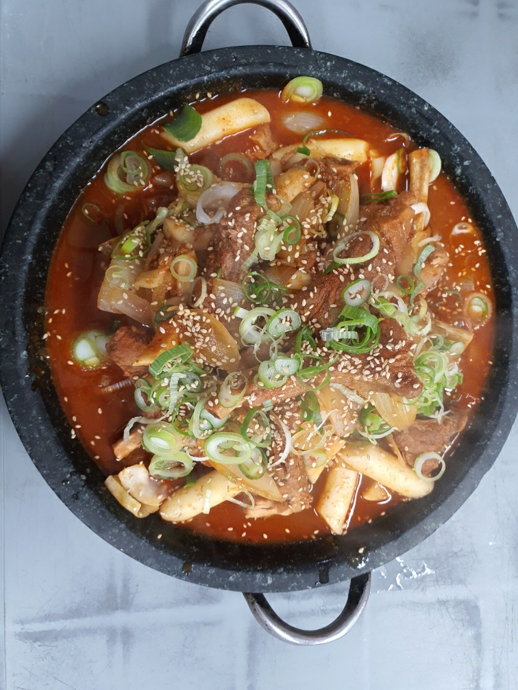 인월한우정