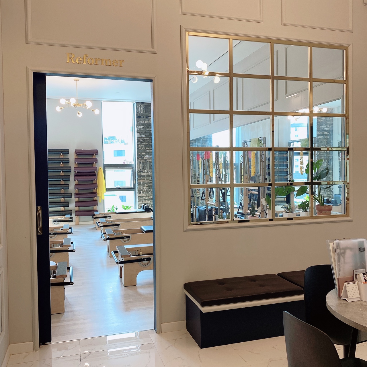 반필라테스 대표 이미지