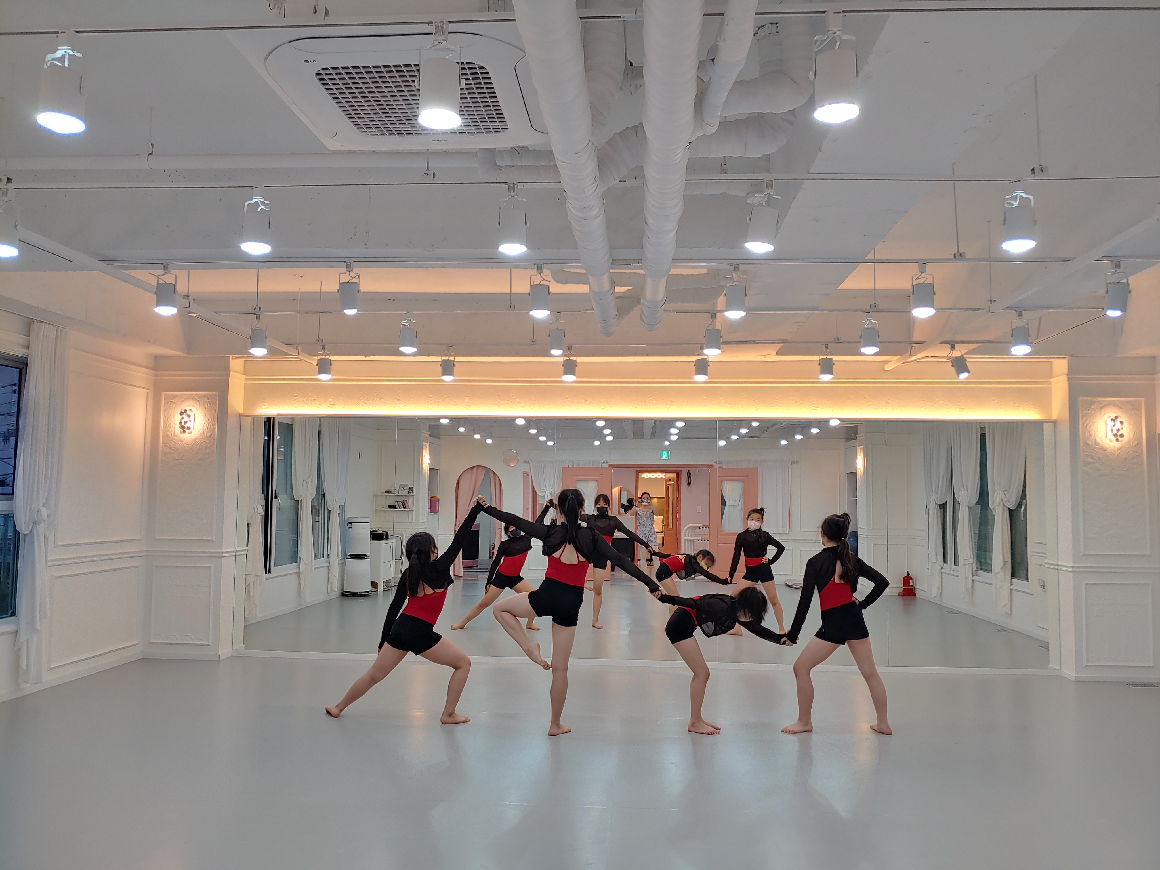 탄츠&발레무용학원