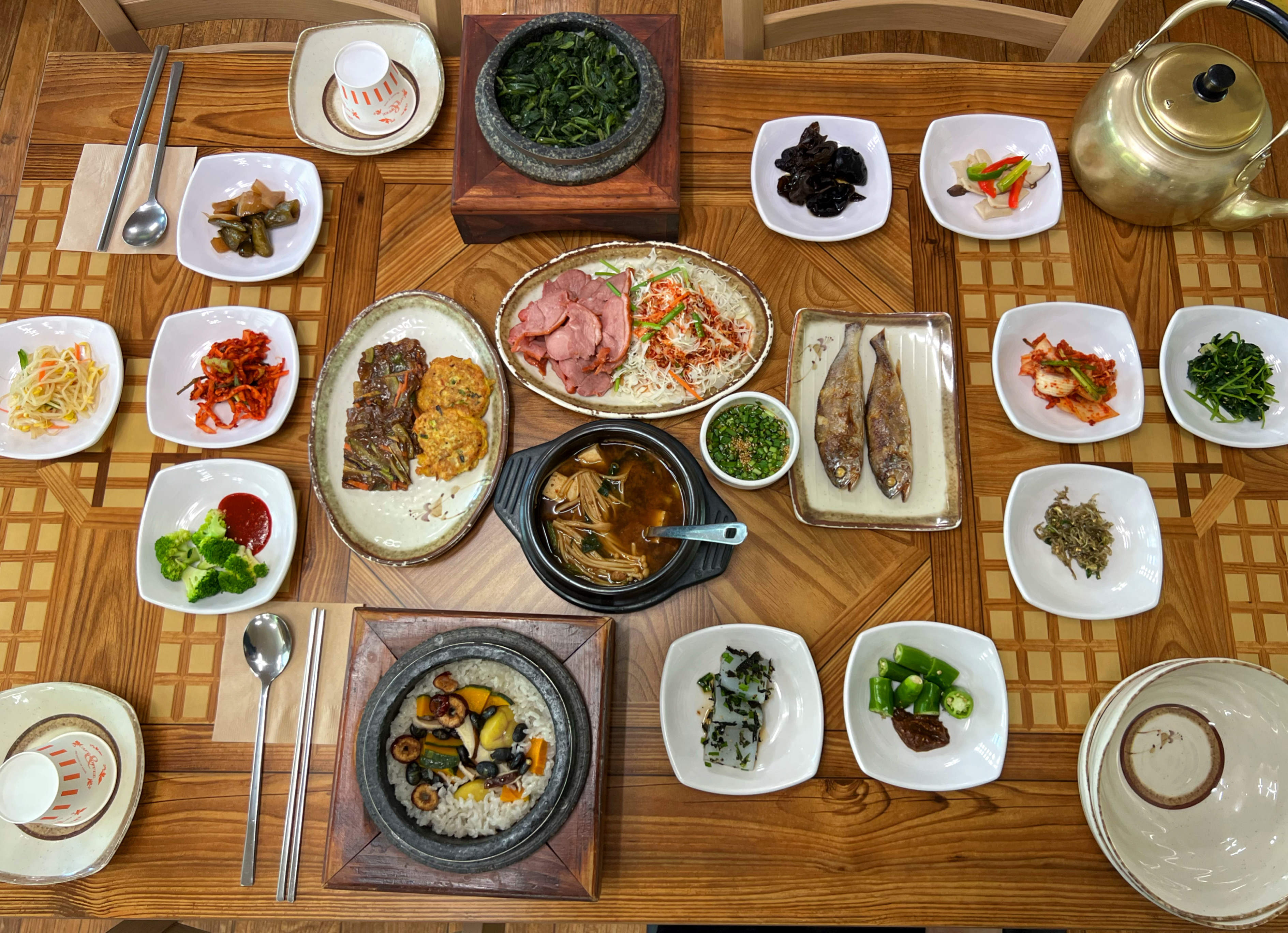 태령산곤드레밥집