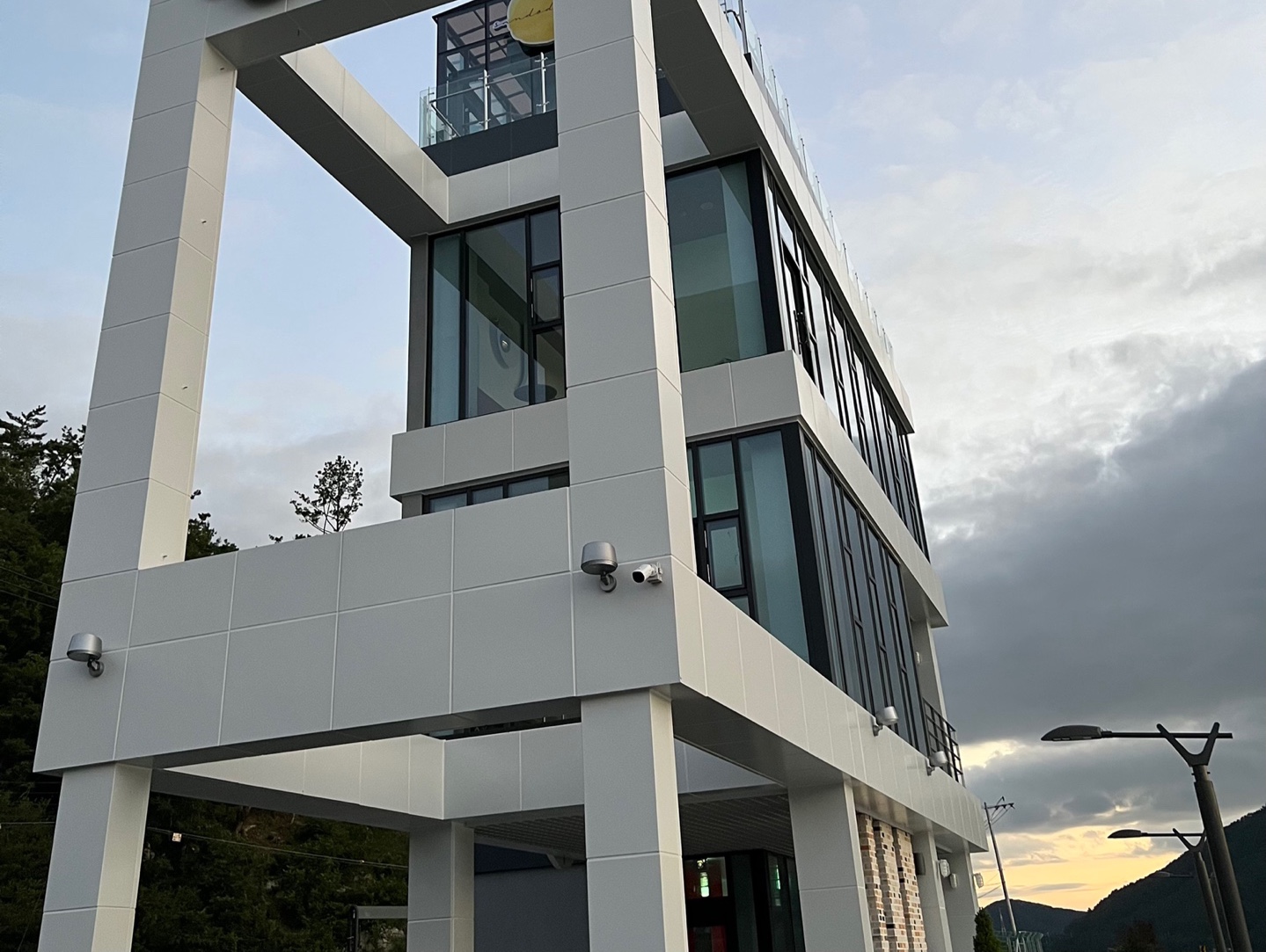 산도달도 경상 애견카페