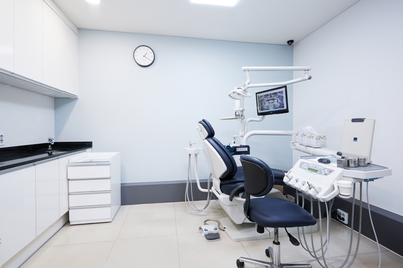 이젤민트치과의원 이미지