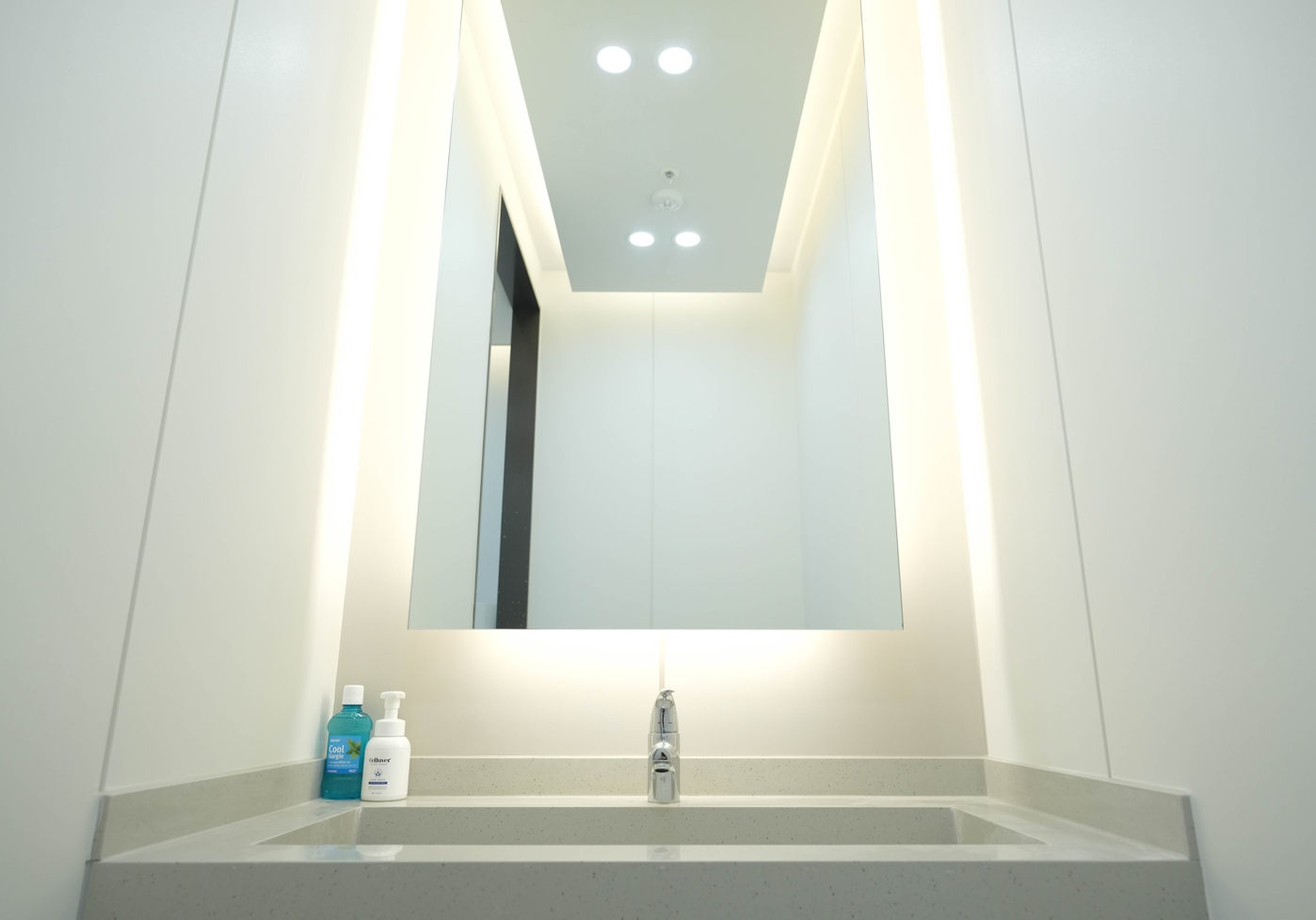 시흥퍼스트치과의원 대표 이미지