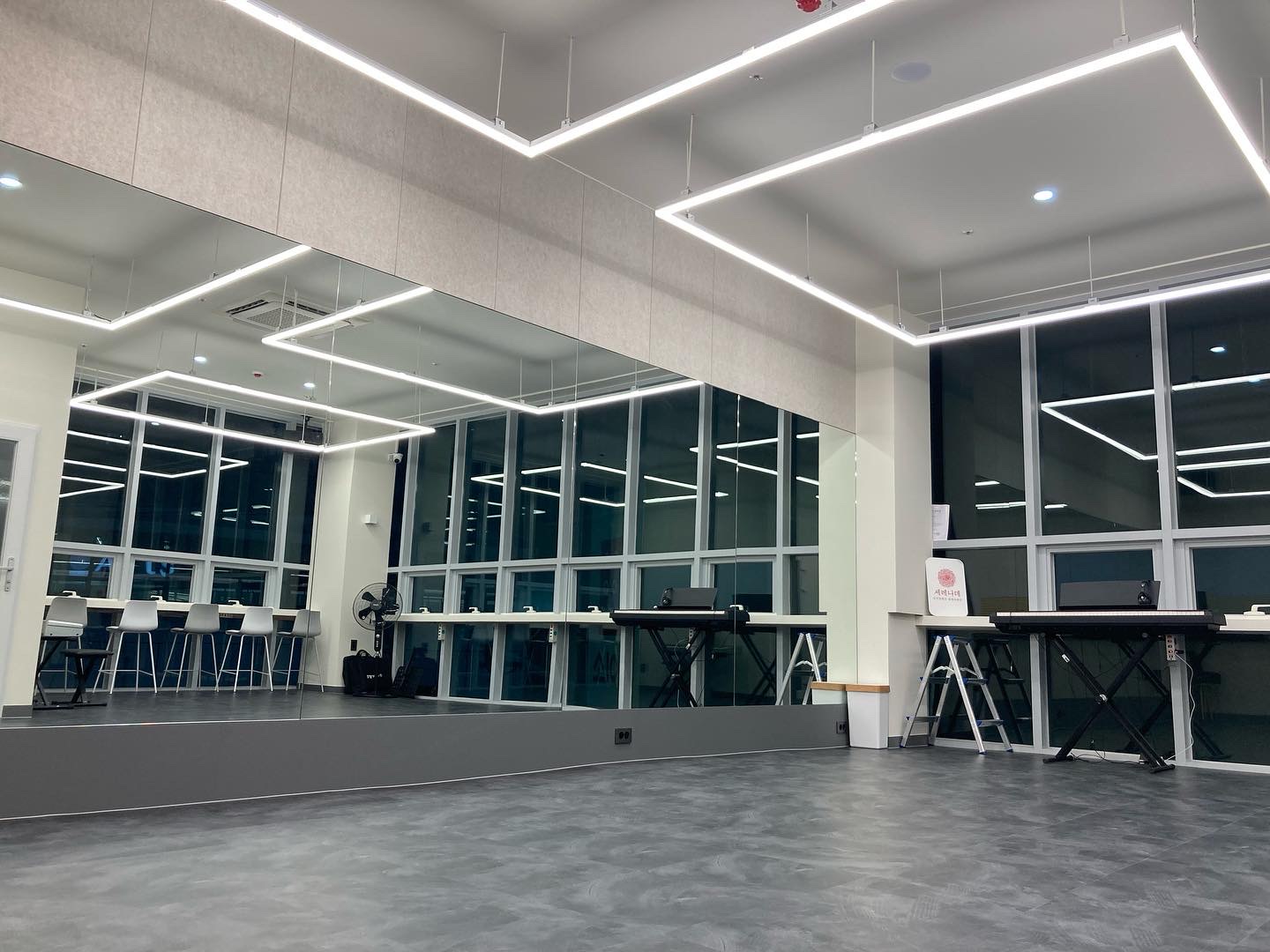 1번째 스튜디오 사진