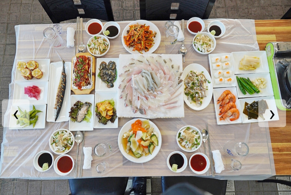 신동아회센터3층 9호 싱싱횟집