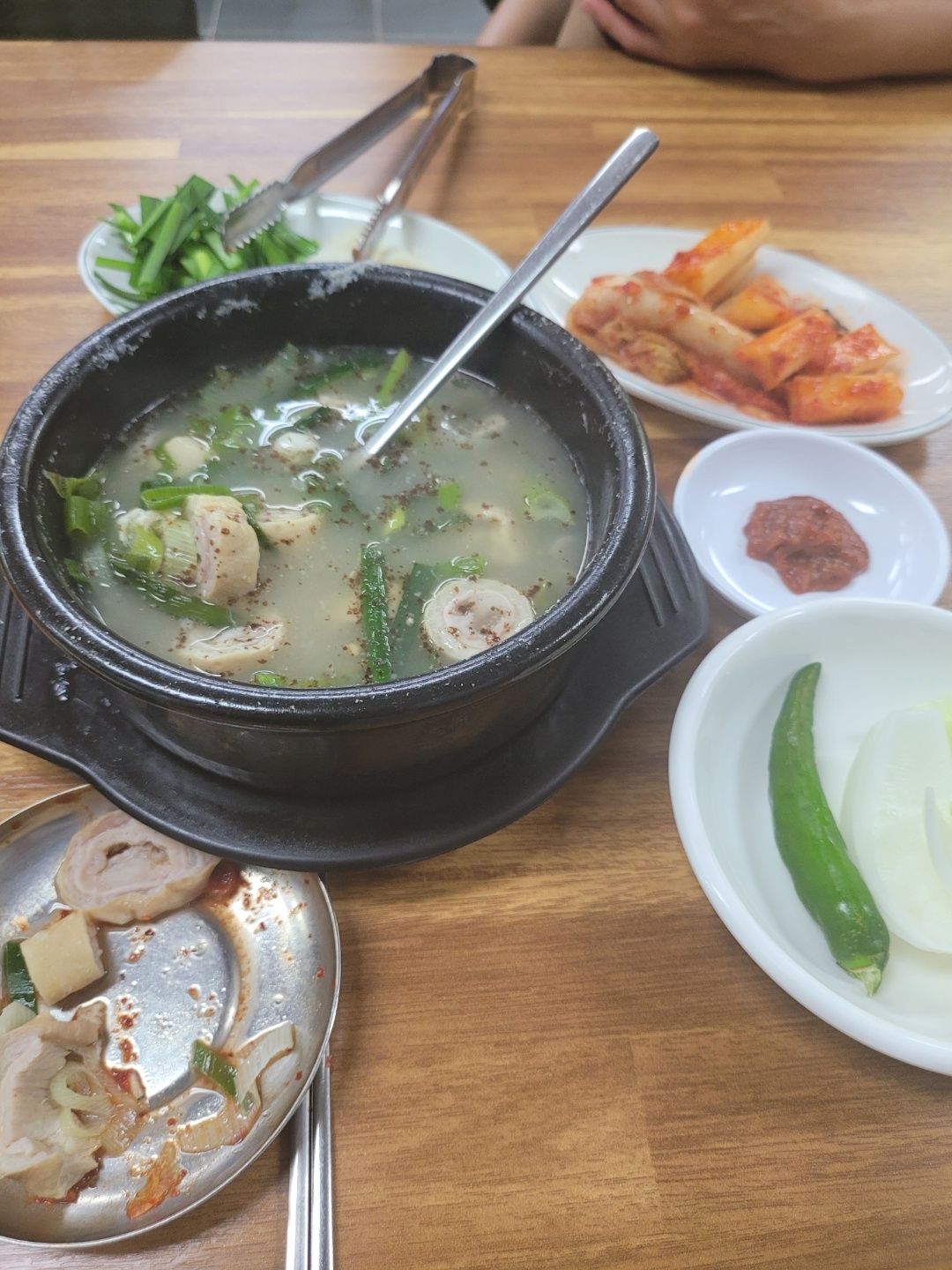 참돈순대국