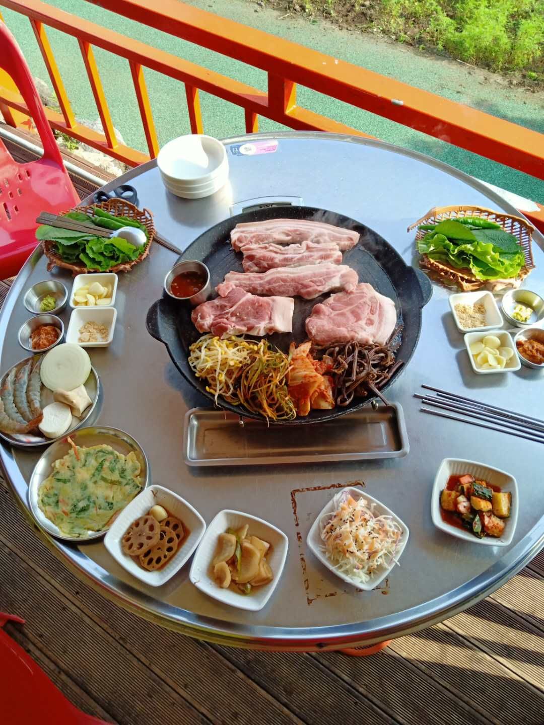 제주흑돼지 중문솥뚜껑 제주 본점