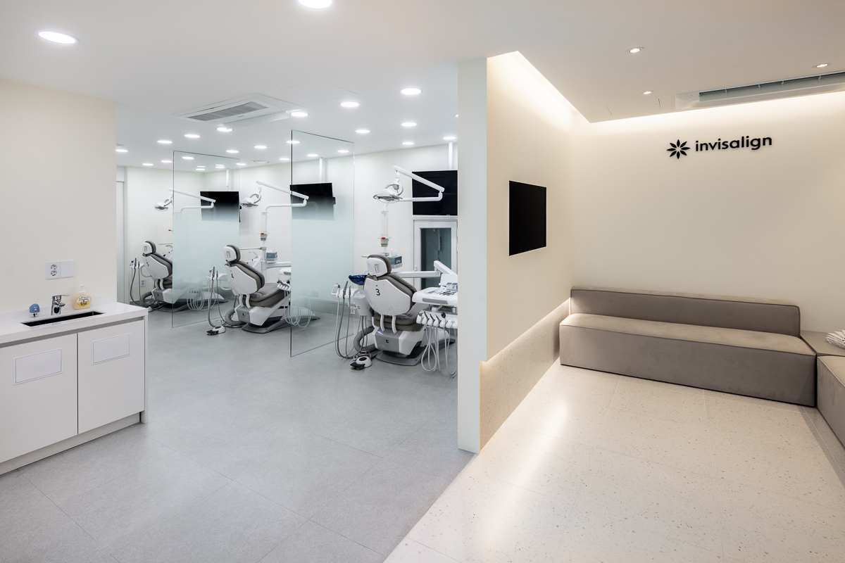 연세바로치과의원 압구정점 대표 이미지