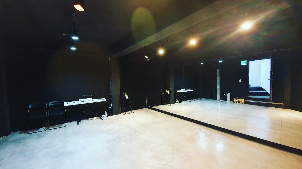 4번째 스튜디오 사진