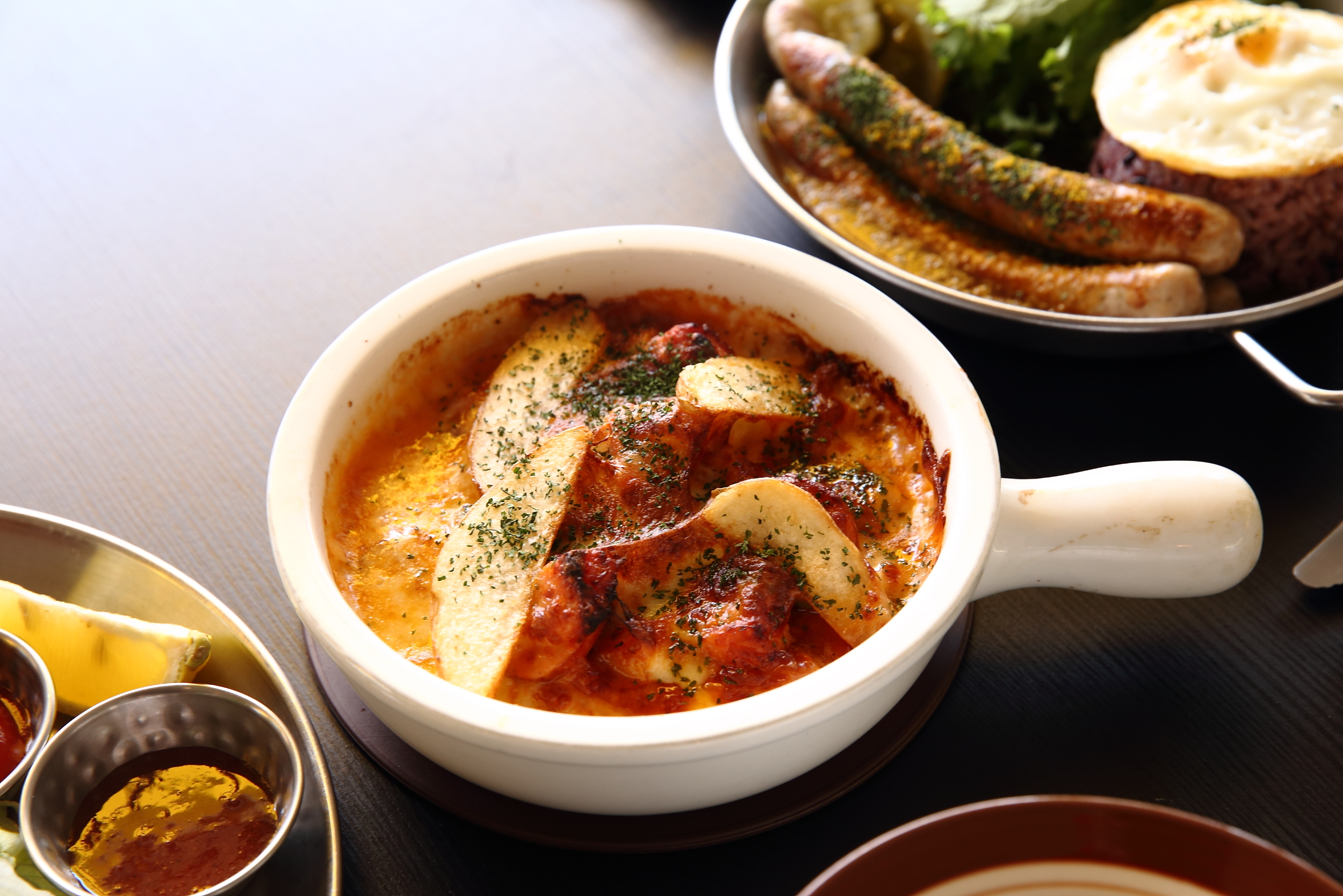 Spoonable sausage pizza