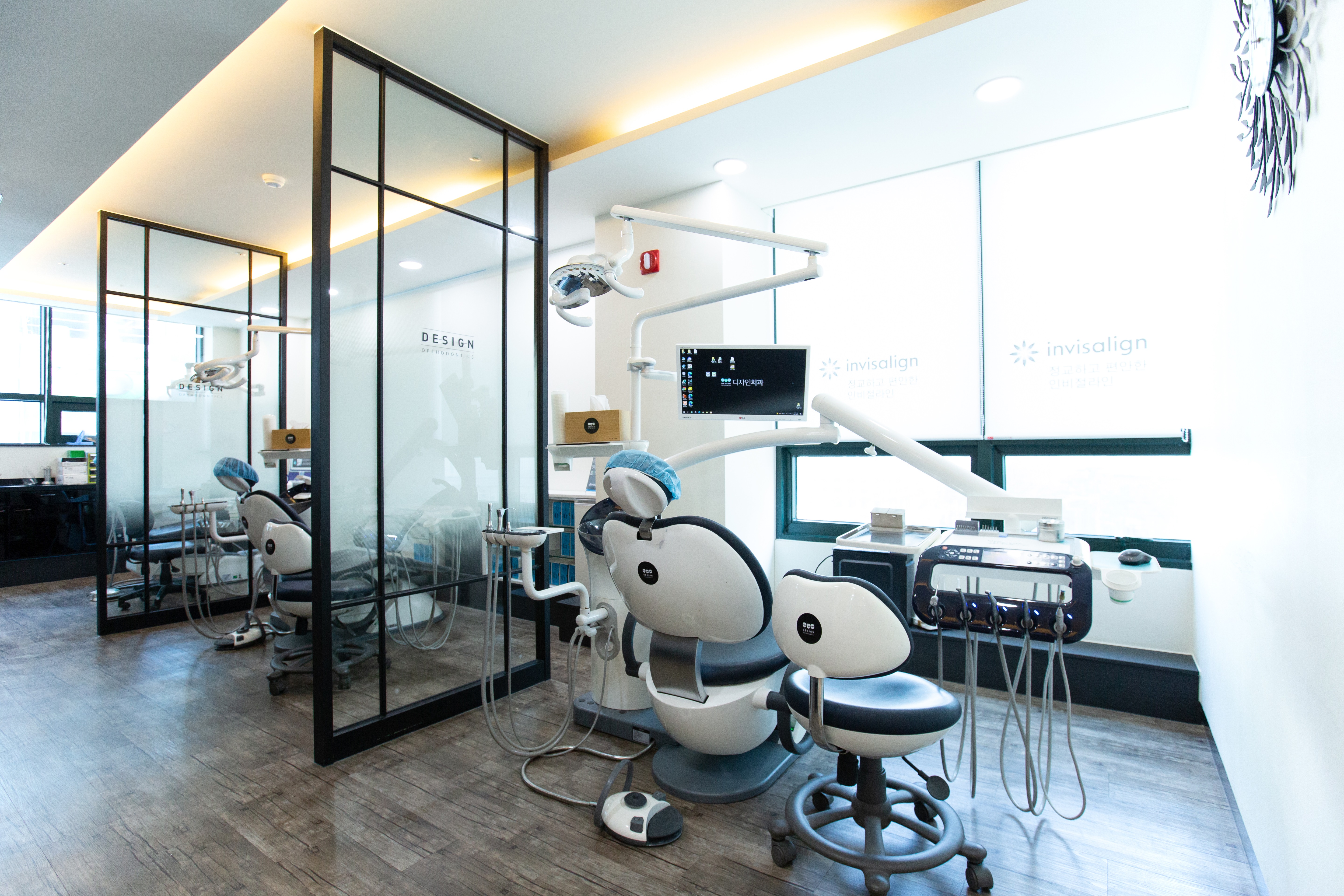 디자인치과교정과치과의원 대표 이미지
