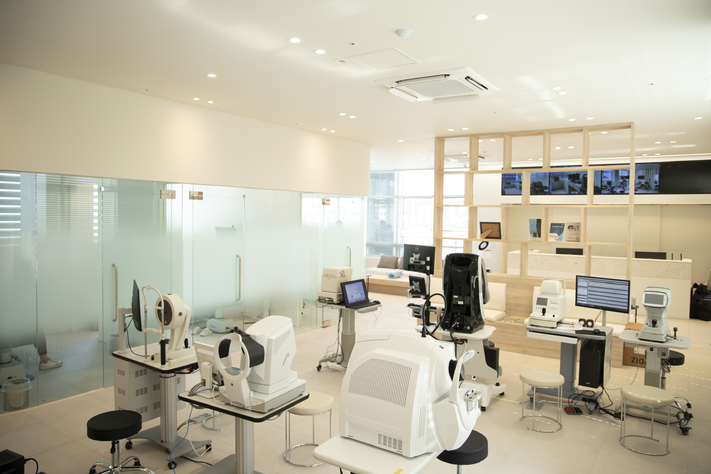 서울아이안과의원 대표 이미지